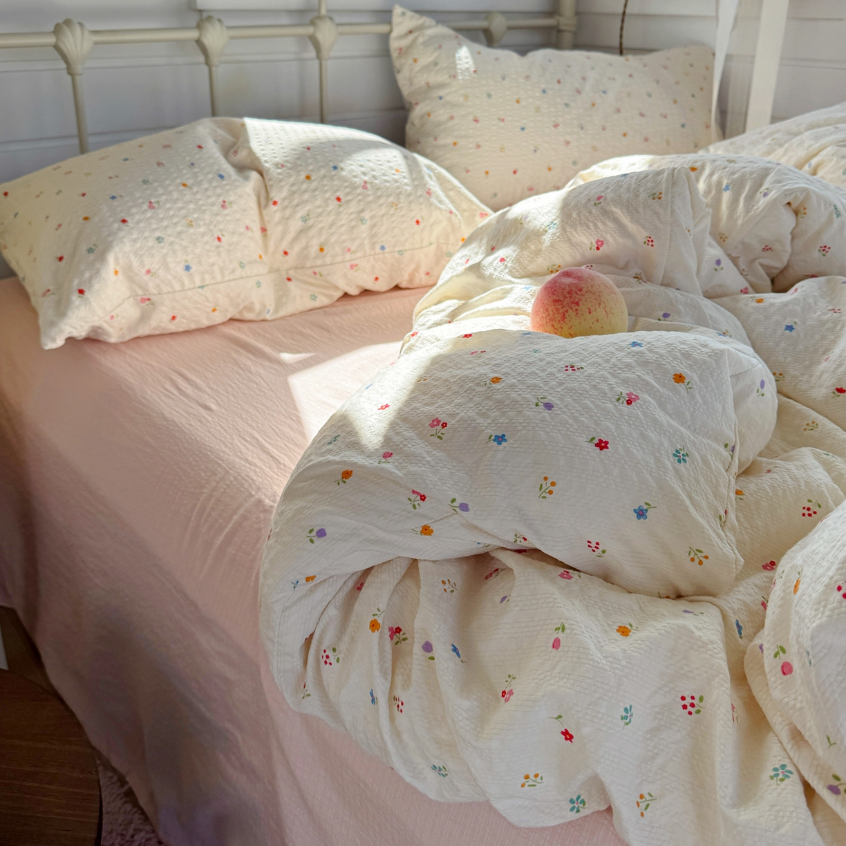 91家纺网 家纺一手货源 找家纺 优兰朵 2026新款高品质A类泡芙纱普通款四件套-小红书宿舍春夏爆款 花间序