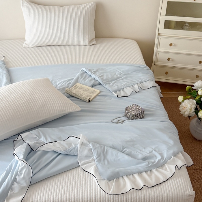 91家纺网 家纺一手货源 找家纺 吾欢心 2026春夏新款蜜糖凉感丝单夏被夏凉被空调被系列 蜜糖蓝