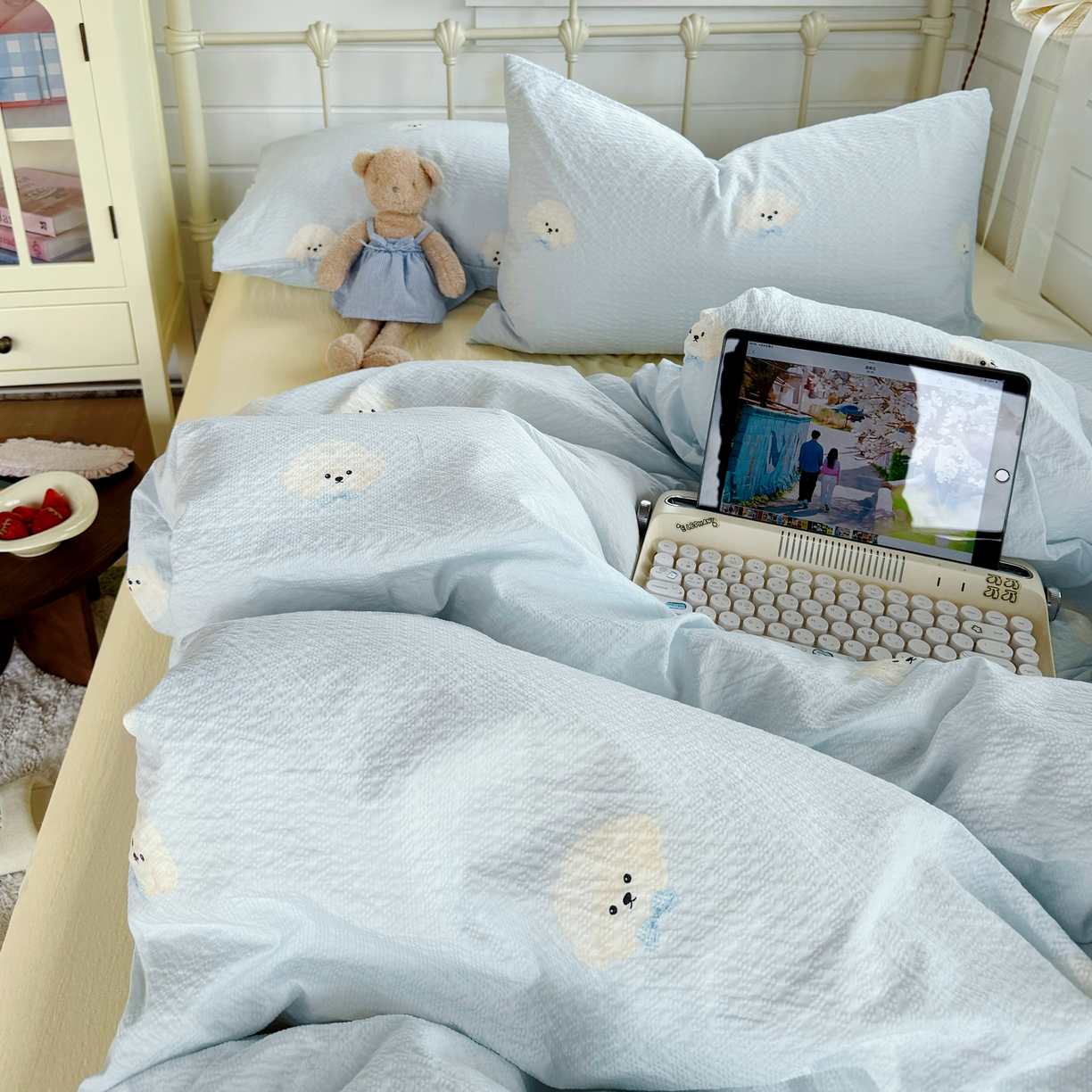 91家纺网 家纺一手货源 找家纺 优兰朵 2026新款高品质A类泡芙纱普通款四件套-小红书宿舍春夏爆款 西高地