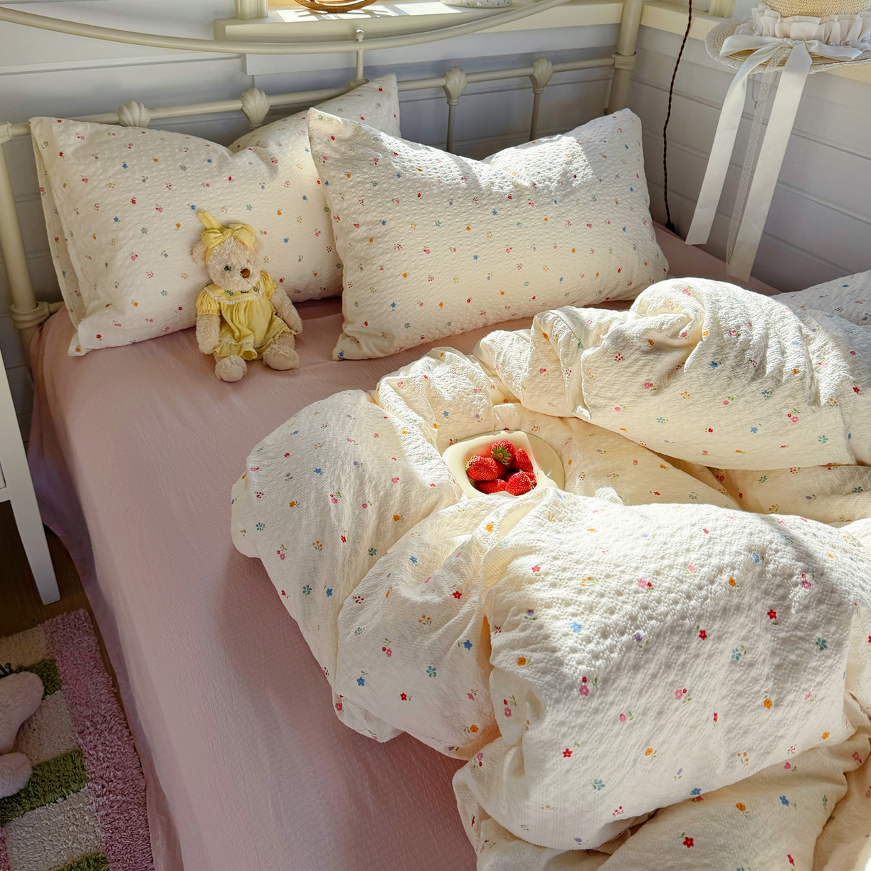 91家纺网 家纺一手货源 找家纺 优兰朵 2026新款高品质A类泡芙纱普通款四件套-小红书宿舍春夏爆款 花间序