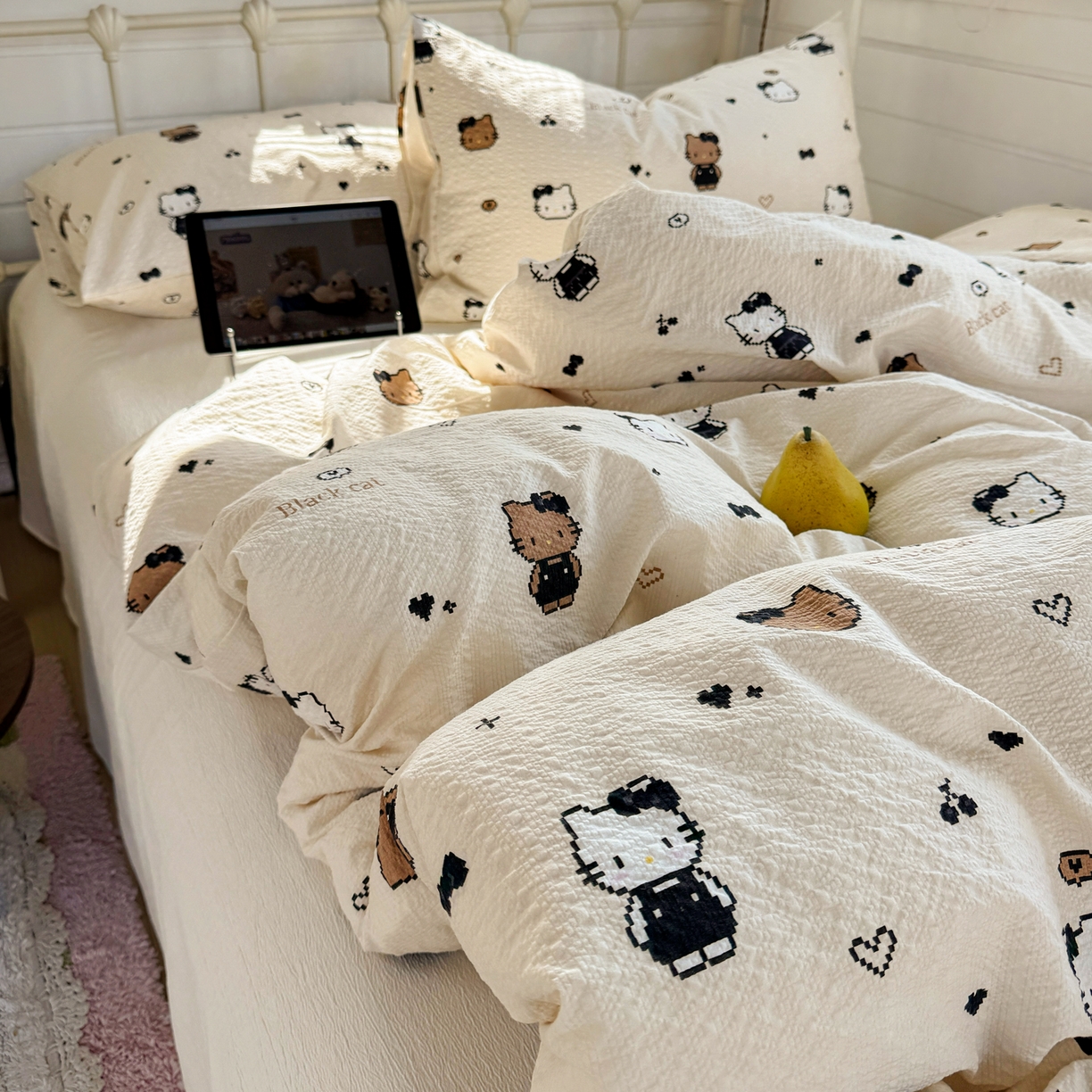 91家纺网 家纺一手货源 找家纺 优兰朵 2026新款高品质A类泡芙纱普通款四件套-小红书宿舍春夏爆款 奥利奥小猫