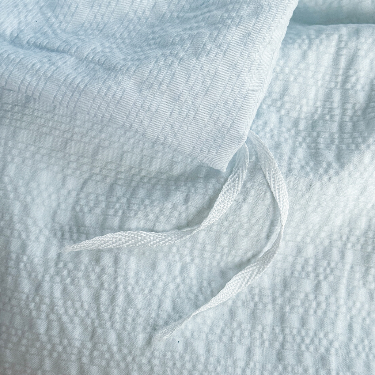 91家纺网 家纺一手货源 找家纺 优兰朵 2026新款高品质A类泡芙纱普通款四件套-小红书宿舍春夏爆款 西高地