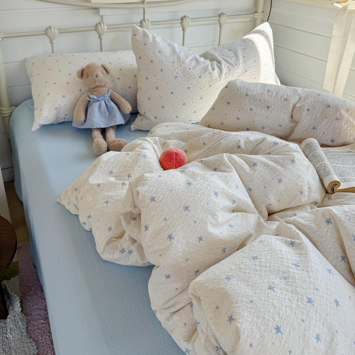 91家纺网 家纺一手货源 找家纺 优兰朵 2026新款高品质A类泡芙纱普通款四件套-小红书宿舍春夏爆款 软星点