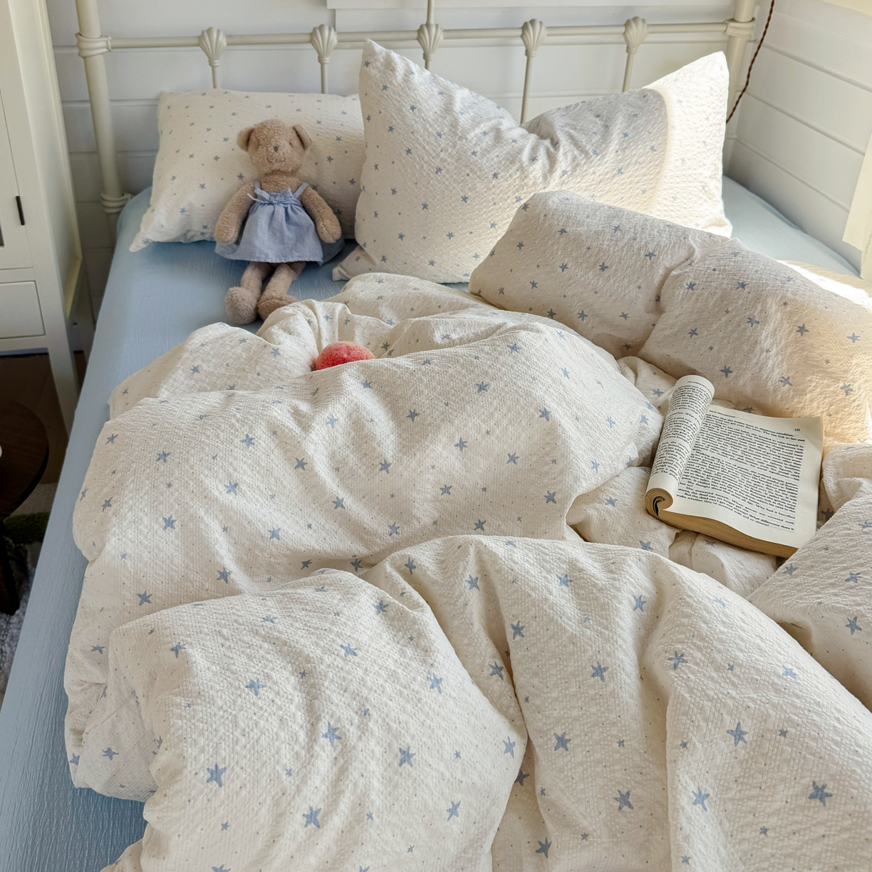 91家纺网 家纺一手货源 找家纺 优兰朵 2026新款高品质A类泡芙纱普通款四件套-小红书宿舍春夏爆款 软星点