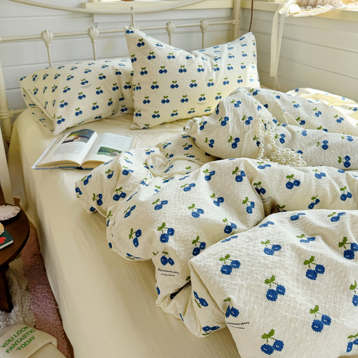 91家纺网 家纺一手货源 找家纺 优兰朵 2026新款高品质A类泡芙纱普通款四件套-小红书宿舍春夏爆款 绿樱桃