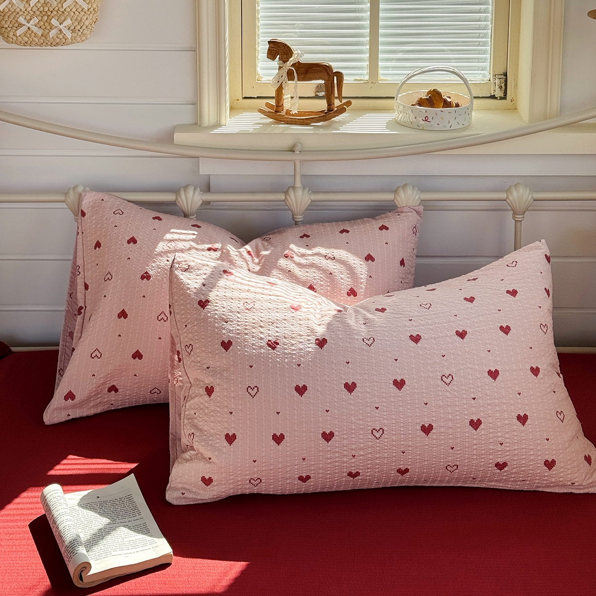 91家纺网 家纺一手货源 找家纺 优兰朵 2026新款高品质A类泡芙纱普通款四件套-小红书宿舍春夏爆款 朦胧粉心