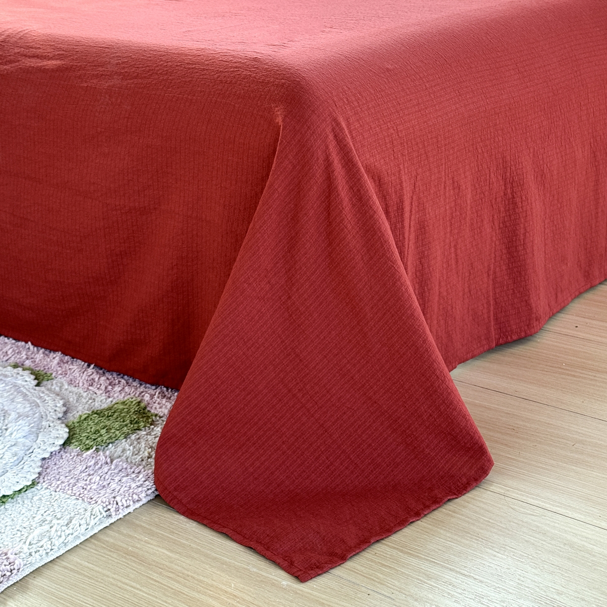 91家纺网 家纺一手货源 找家纺 优兰朵 2026新款高品质A类泡芙纱普通款四件套-小红书宿舍春夏爆款 朦胧粉心