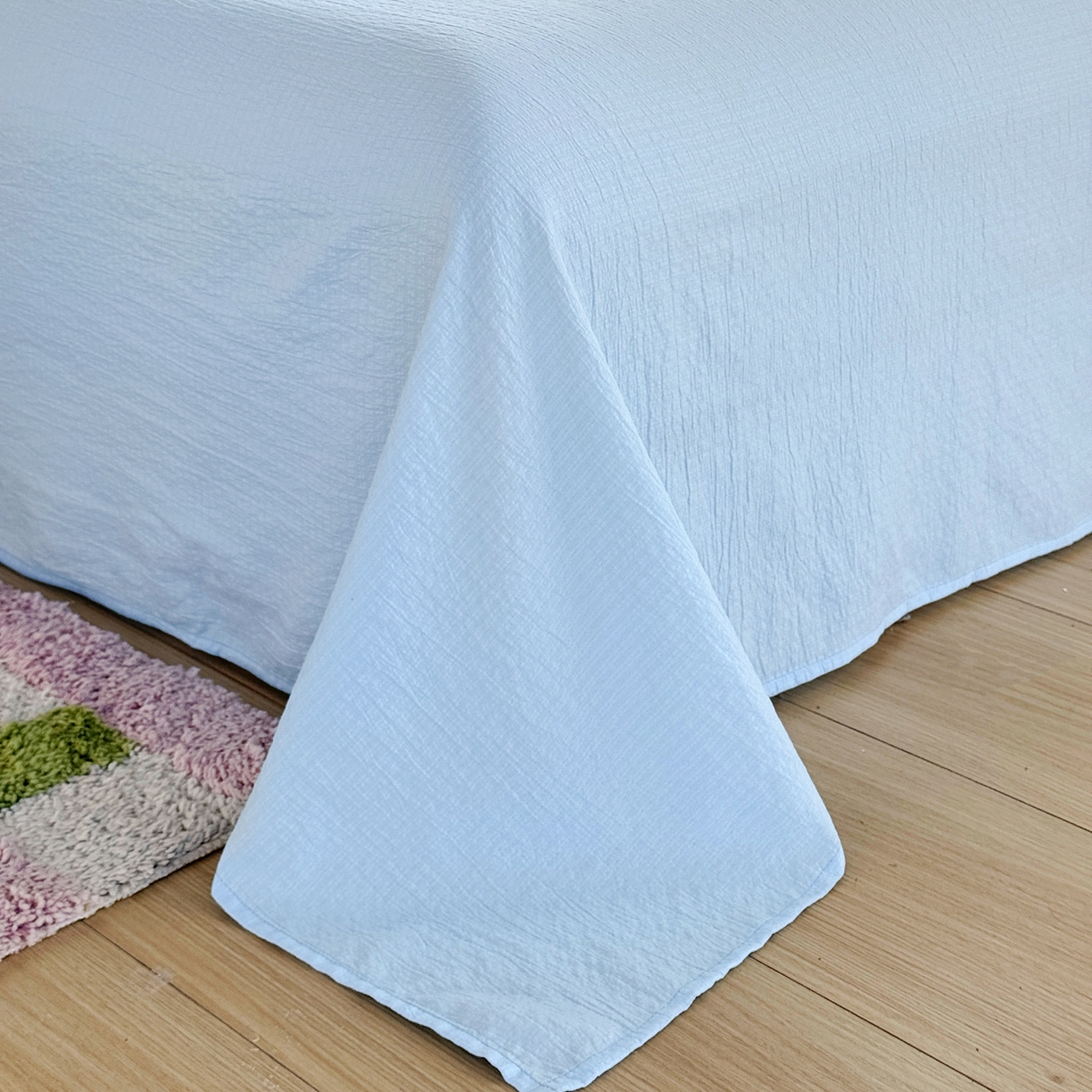 91家纺网 家纺一手货源 找家纺 优兰朵 2026新款高品质A类泡芙纱普通款四件套-小红书宿舍春夏爆款 软星点