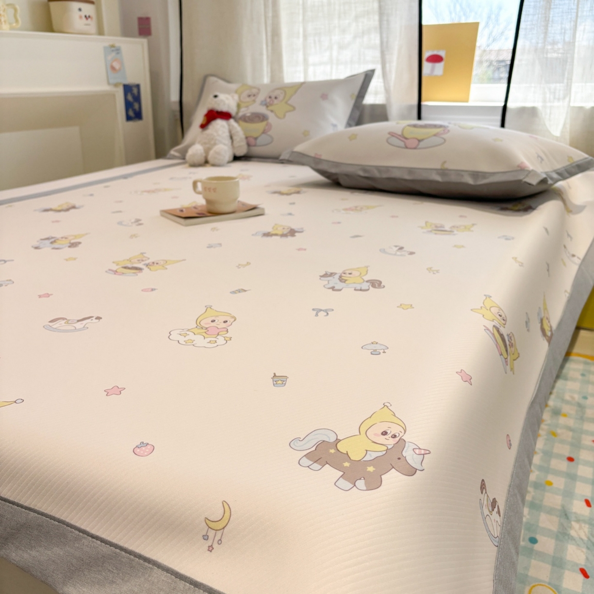 91家纺网 家纺一手货源 找家纺 慕尚家纺 2026春夏新款可水洗斜纹凉豆豆印花凉感席凉席席子 星星木马