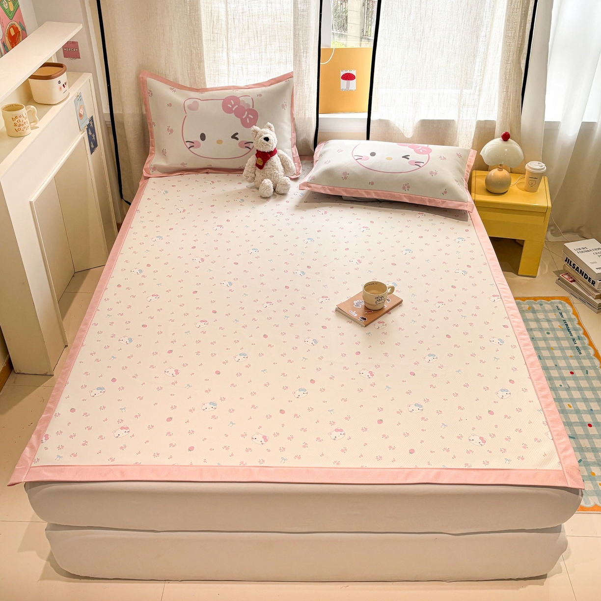 91家纺网 家纺一手货源 找家纺 慕尚家纺 2026春夏新款可水洗斜纹凉豆豆印花凉感席凉席席子 草莓凯蒂