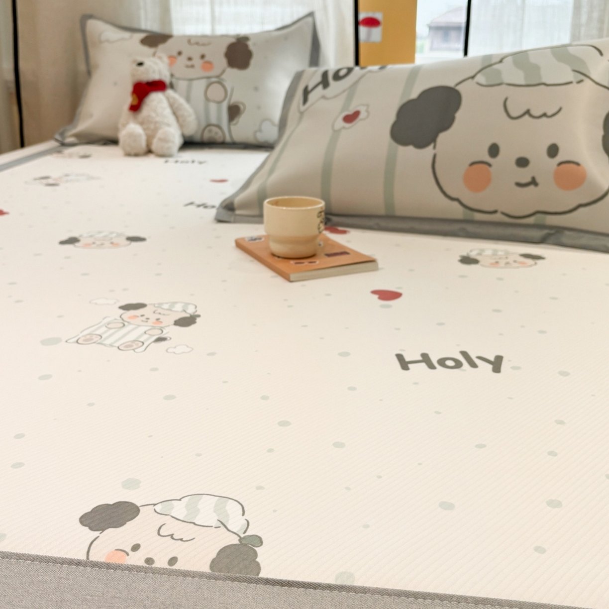 91家纺网 家纺一手货源 找家纺 慕尚家纺 2026春夏新款可水洗斜纹凉豆豆印花凉感席凉席席子 樱桃爱心狗