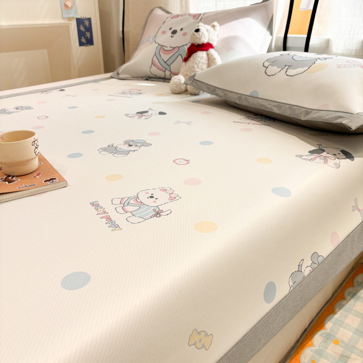 91家纺网 家纺一手货源 找家纺 慕尚家纺 2026春夏新款可水洗斜纹凉豆豆印花凉感席凉席席子 小狗乖乖