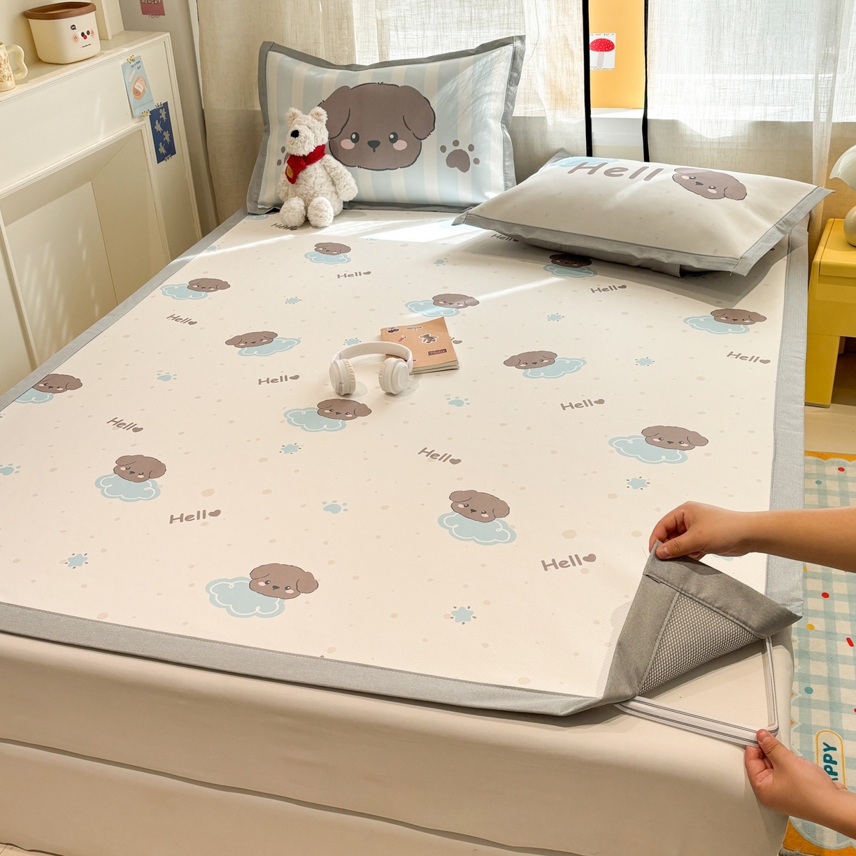 91家纺网 家纺一手货源 找家纺 慕尚家纺 2026春夏新款可水洗斜纹凉豆豆印花凉感席凉席席子 云朵小狗