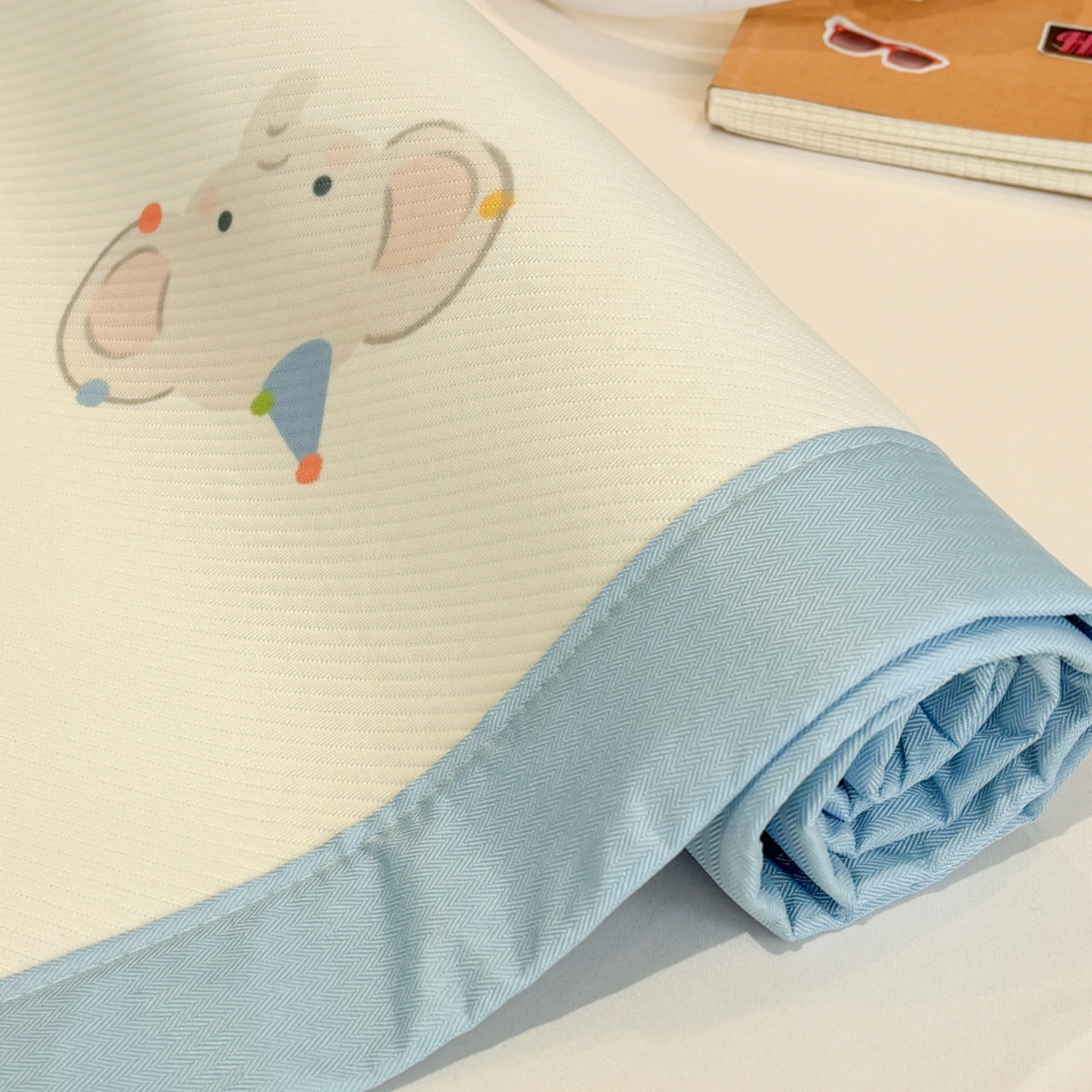 91家纺网 家纺一手货源 找家纺 慕尚家纺 2026春夏新款可水洗斜纹凉豆豆印花凉感席凉席席子 大象