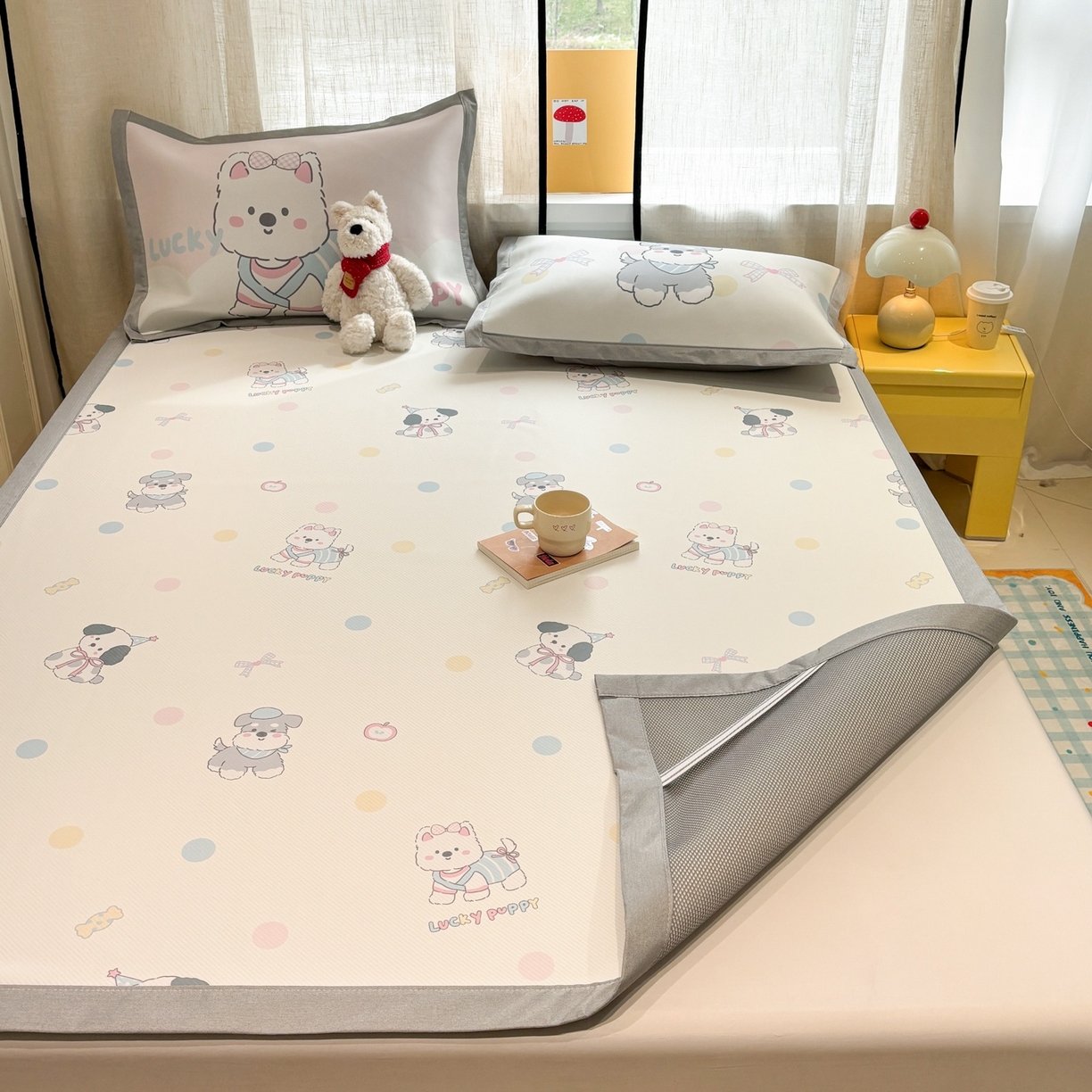 91家纺网 家纺一手货源 找家纺 慕尚家纺 2026春夏新款可水洗斜纹凉豆豆印花凉感席凉席席子 小狗乖乖