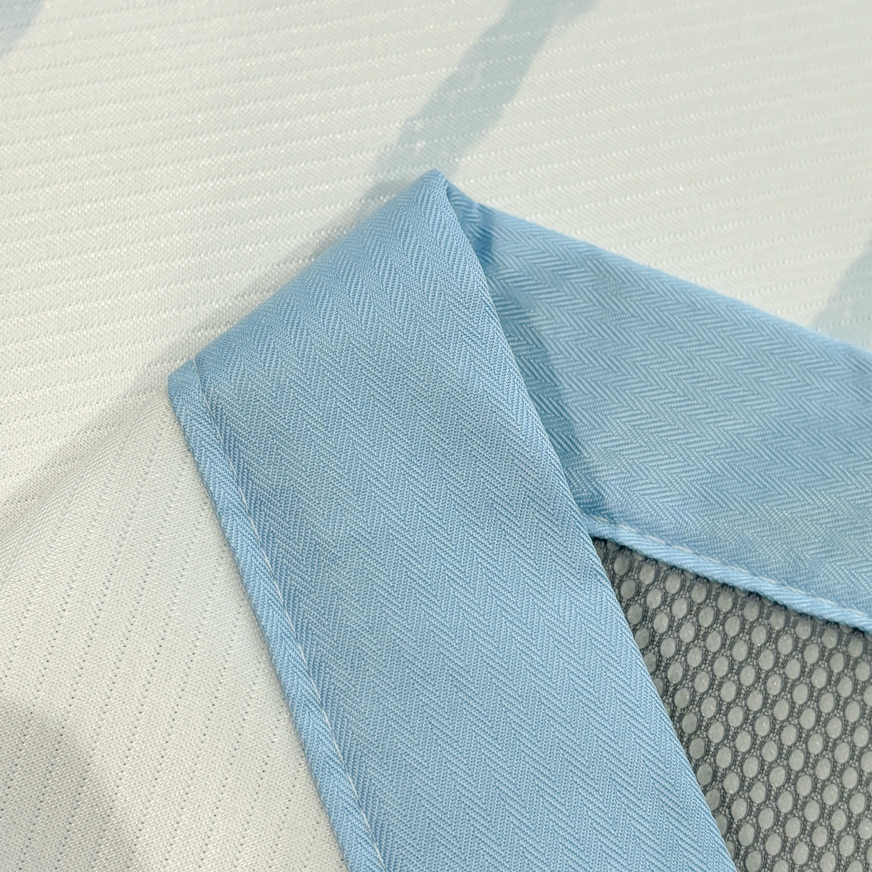 91家纺网 家纺一手货源 找家纺 慕尚家纺 2026春夏新款可水洗斜纹凉豆豆印花凉感席凉席席子 蝴蝶结熊