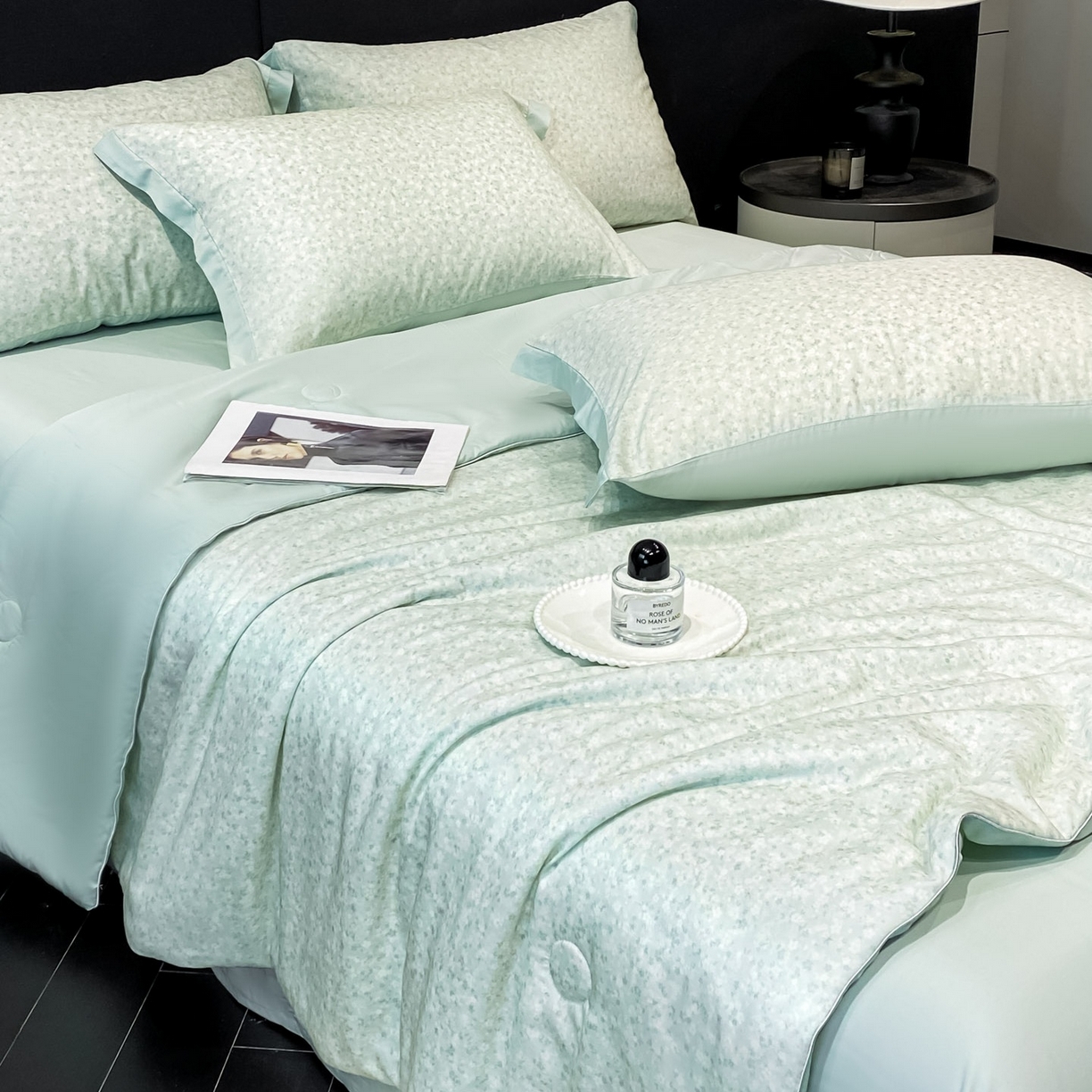 91家纺网 家纺一手货源 找家纺 慕尚家纺 2026春夏新款莱赛尔天丝夏被夏凉被空调被夏被四件套 蓝风铃