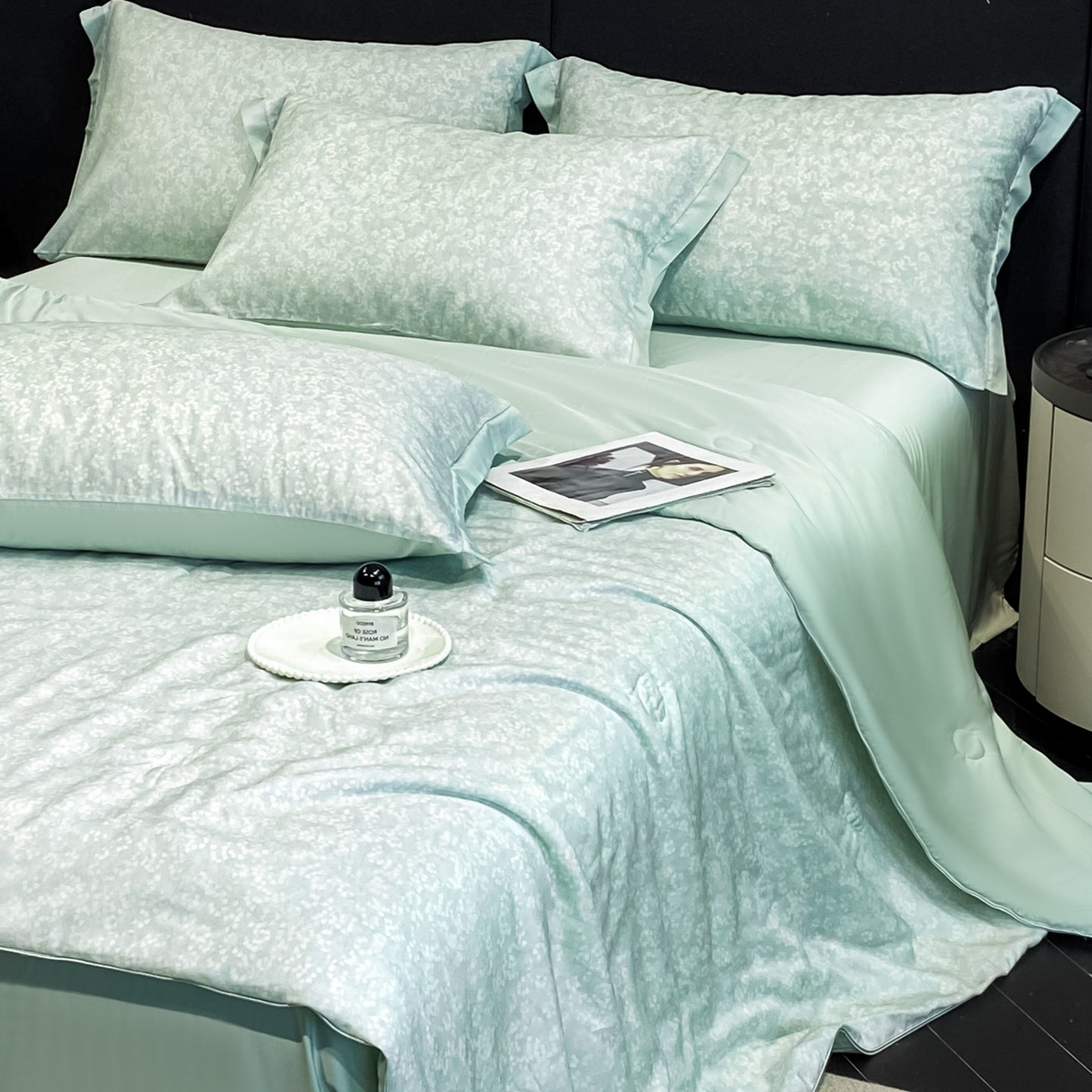 91家纺网 家纺一手货源 找家纺 慕尚家纺 2026春夏新款莱赛尔天丝夏被夏凉被空调被夏被四件套 蒲公英花