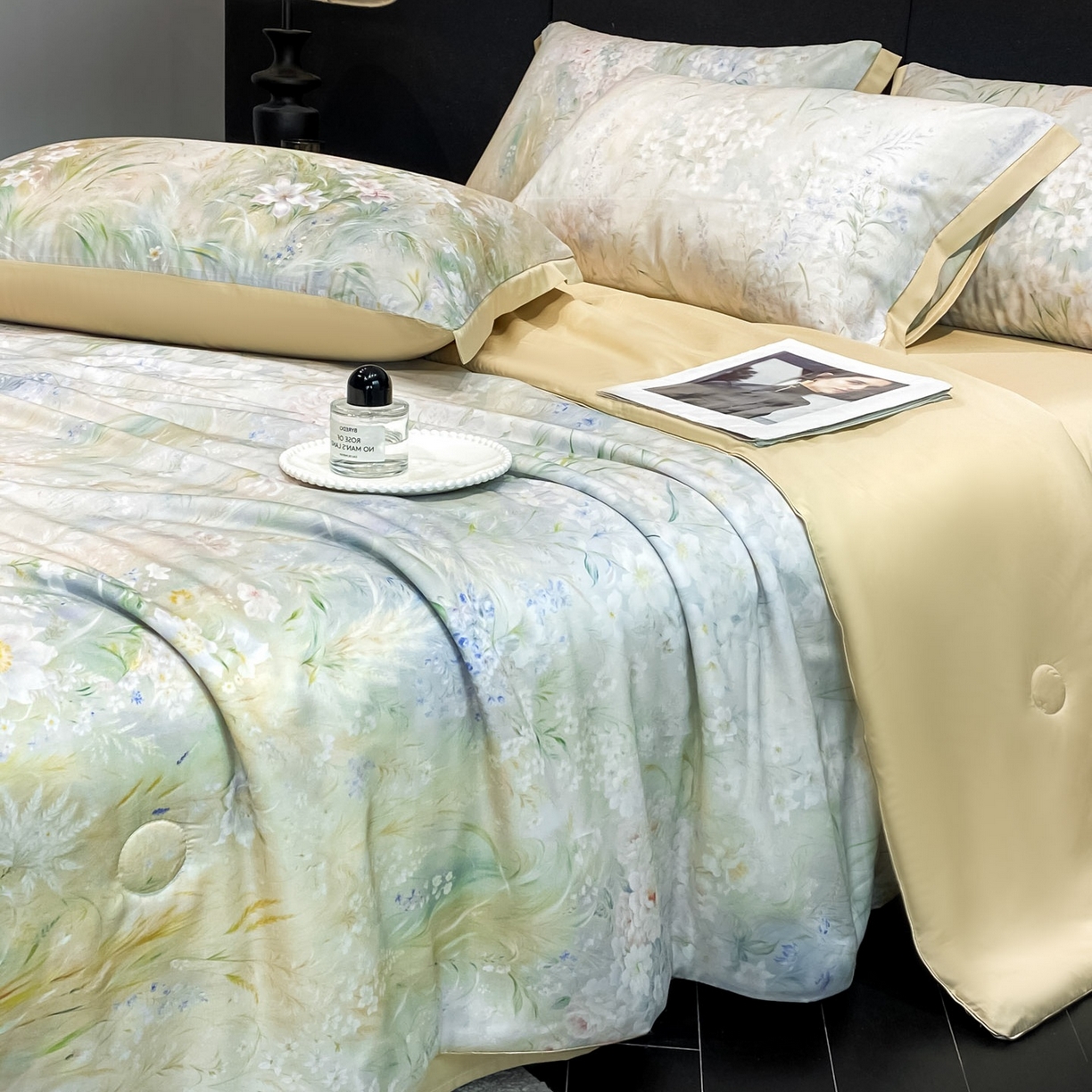 91家纺网 家纺一手货源 找家纺 慕尚家纺 2026春夏新款莱赛尔天丝夏被夏凉被空调被夏被四件套 野菊漫野