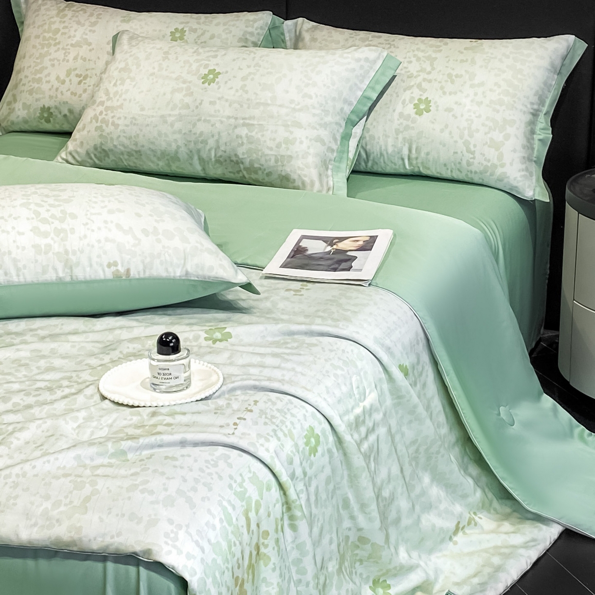 91家纺网 家纺一手货源 找家纺 慕尚家纺 2026春夏新款莱赛尔天丝夏被夏凉被空调被夏被四件套 青栀