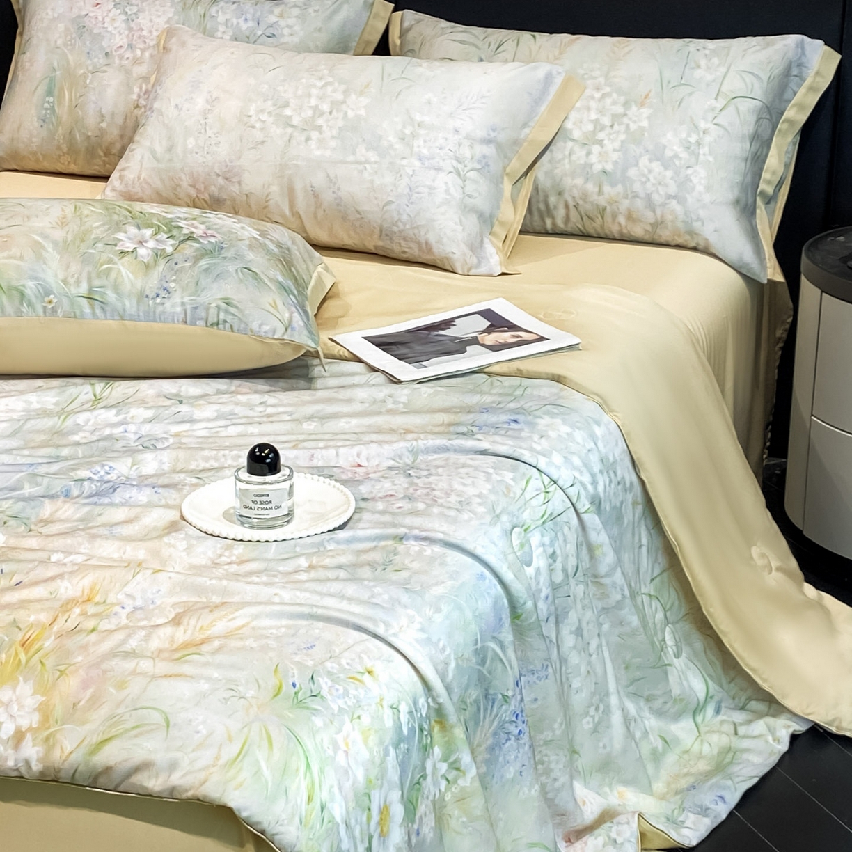 91家纺网 家纺一手货源 找家纺 慕尚家纺 2026春夏新款莱赛尔天丝夏被夏凉被空调被夏被四件套 野菊漫野