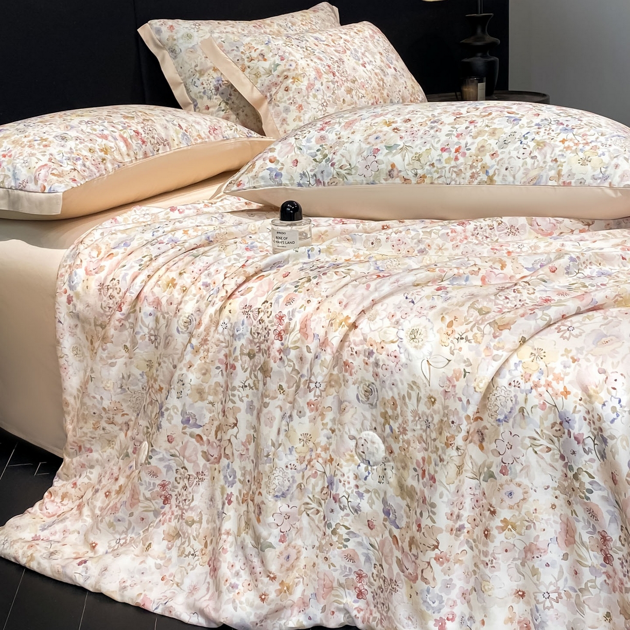 91家纺网 家纺一手货源 找家纺 慕尚家纺 2026春夏新款莱赛尔天丝夏被夏凉被空调被夏被四件套 繁花里