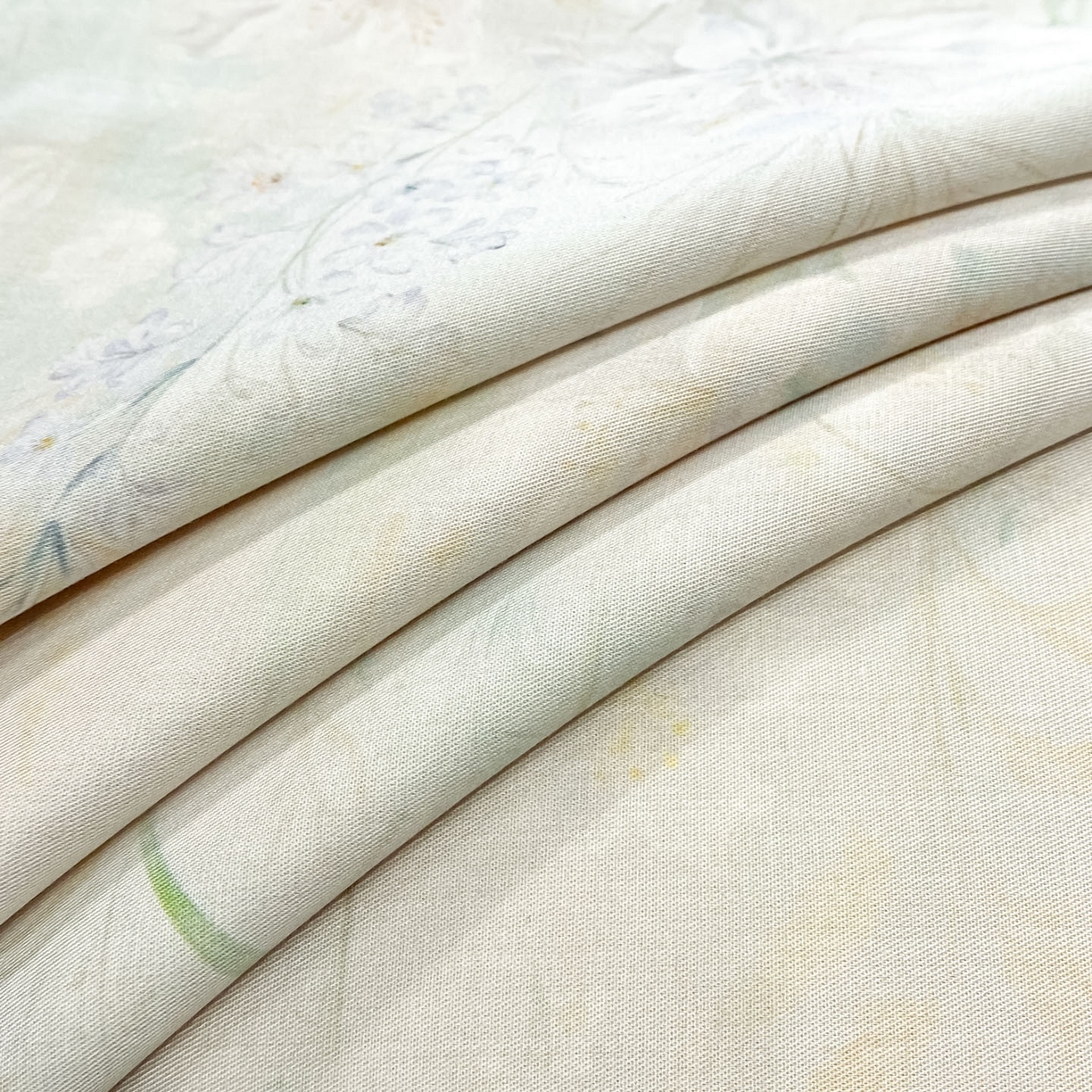 91家纺网 家纺一手货源 找家纺 慕尚家纺 2026春夏新款莱赛尔天丝夏被夏凉被空调被夏被四件套 野菊漫野