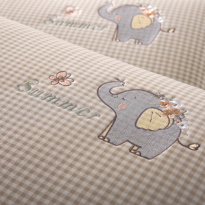 91家纺网 家纺一手货源 找家纺 小牛席业 2026新款夏日小象冰丝夏凉枕枕头枕芯 香槟