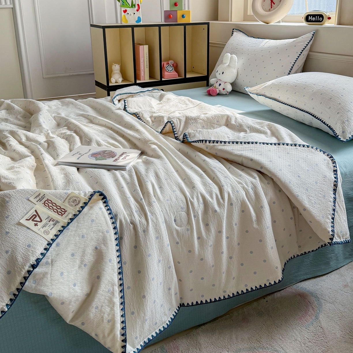 91家纺网 家纺一手货源 找家纺 晚爱家纺（原晚安家居） 2026新款云感双层纱三角针夏被母婴级夏凉被贝壳边贝壳绣空调被四件套 海盐汤圆