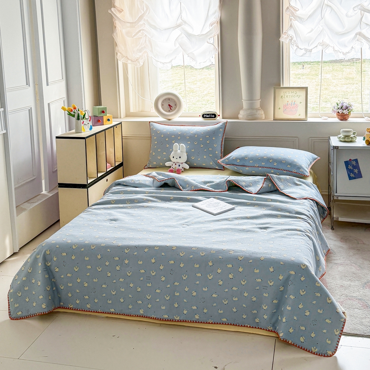 91家纺网 家纺一手货源 找家纺 晚爱家纺（原晚安家居） 2026新款云感双层纱三角针夏被母婴级夏凉被贝壳边贝壳绣空调被四件套 项天歌