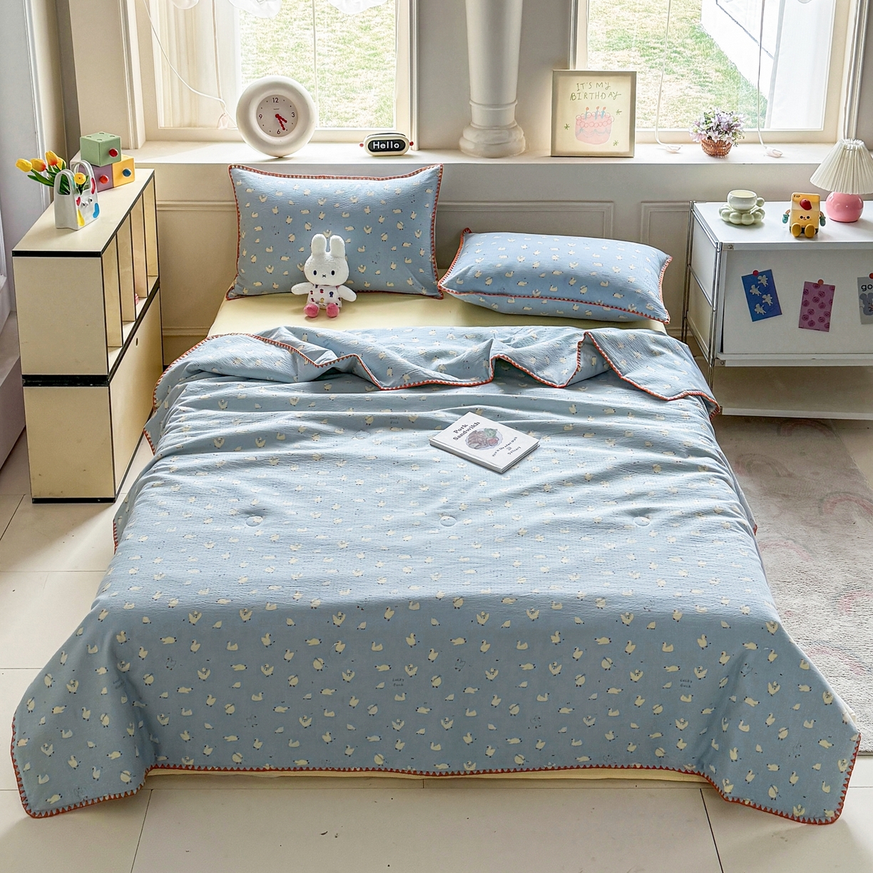 91家纺网 家纺一手货源 找家纺 晚爱家纺（原晚安家居） 2026新款云感双层纱三角针夏被母婴级夏凉被贝壳边贝壳绣空调被四件套 项天歌