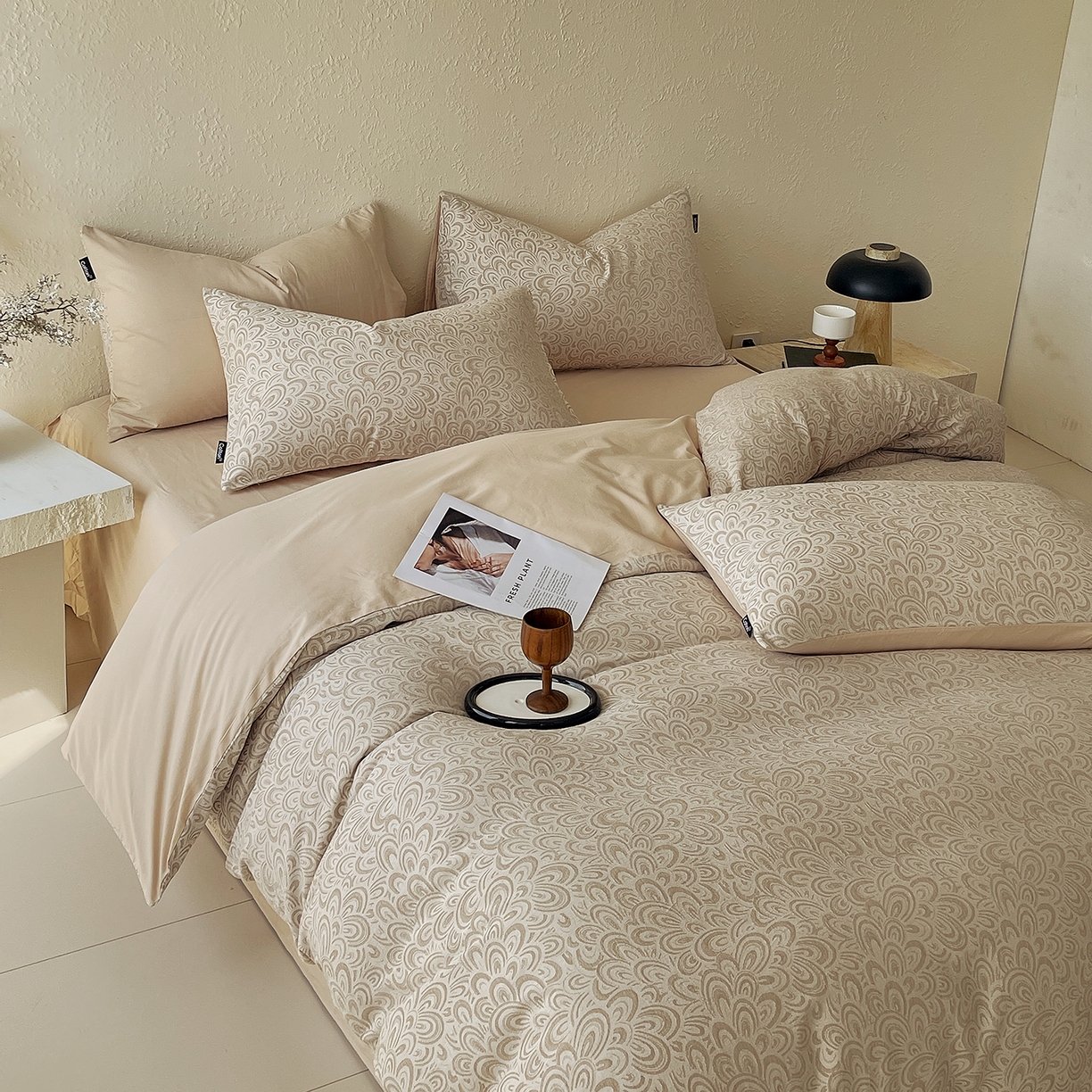 91家纺网 家纺一手货源 找家纺 小懒猪 2026新款棉麻立体提花四件套 棉麻凤尾花