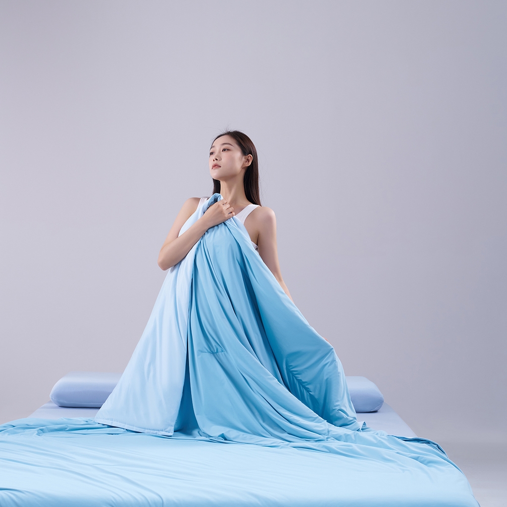 91家纺网 家纺一手货源 找家纺 花享莱 2026新款亚朵酒店同款被深睡双感凉感被夏被夏凉被空调被控温被pro3.0 静水蓝