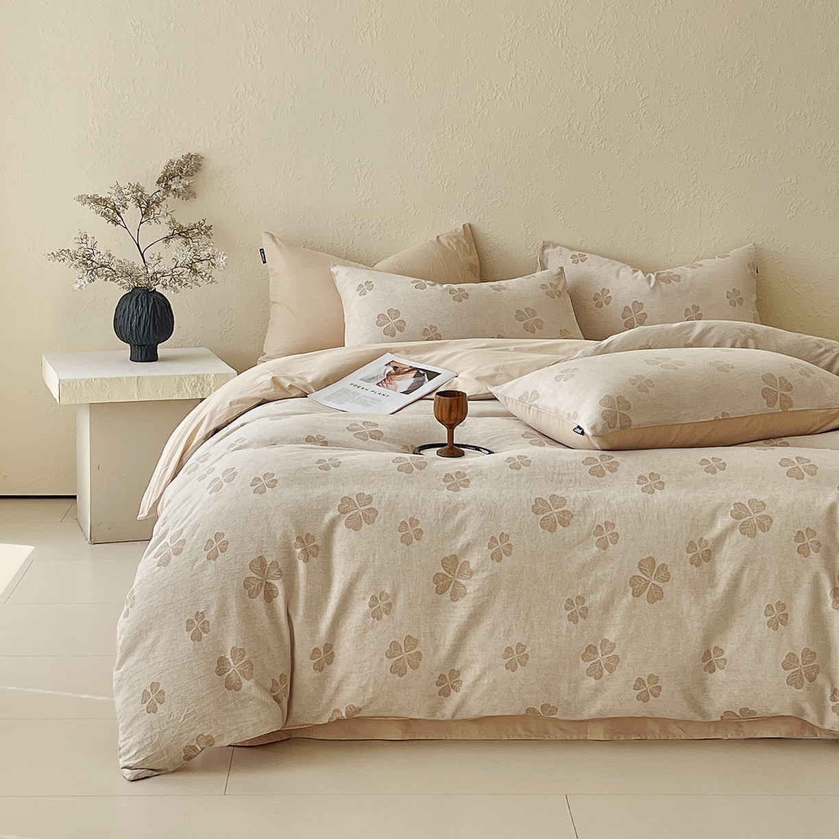 91家纺网 家纺一手货源 找家纺 小懒猪 2026新款棉麻立体提花四件套 棉麻幸运草