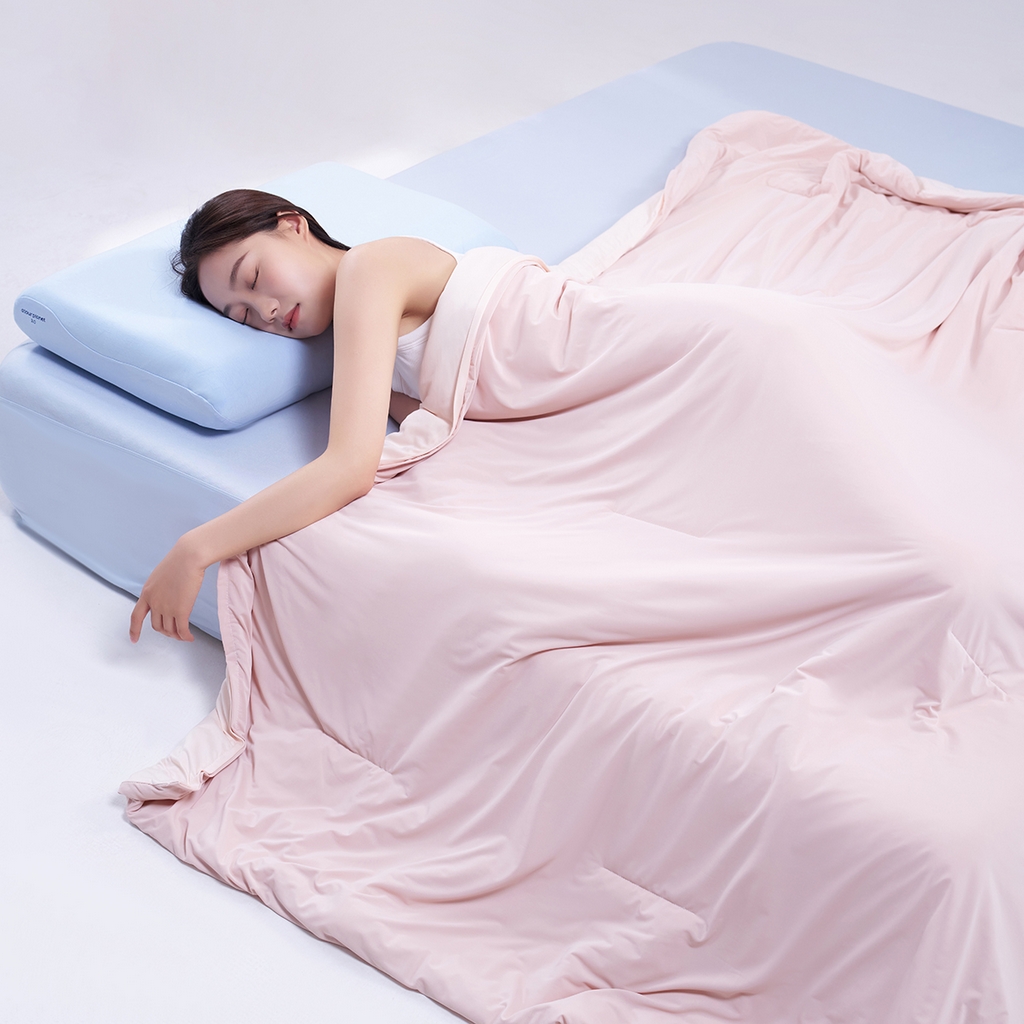 91家纺网 家纺一手货源 找家纺 花享莱 2026新款亚朵酒店同款被深睡双感凉感被夏被夏凉被空调被控温被pro3.0 橘雾粉