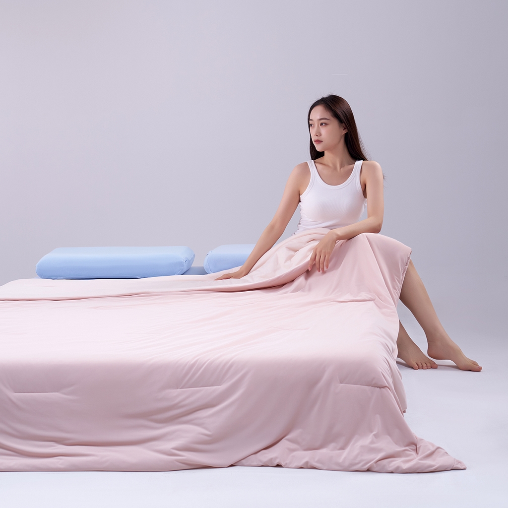 91家纺网 家纺一手货源 找家纺 花享莱 2026新款亚朵酒店同款被深睡双感凉感被夏被夏凉被空调被控温被pro3.0 橘雾粉