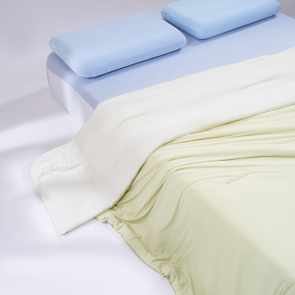 91家纺网 家纺一手货源 找家纺 花享莱 2026新款亚朵酒店同款被深睡双感凉感被夏被夏凉被空调被控温被pro3.0 竹青黄