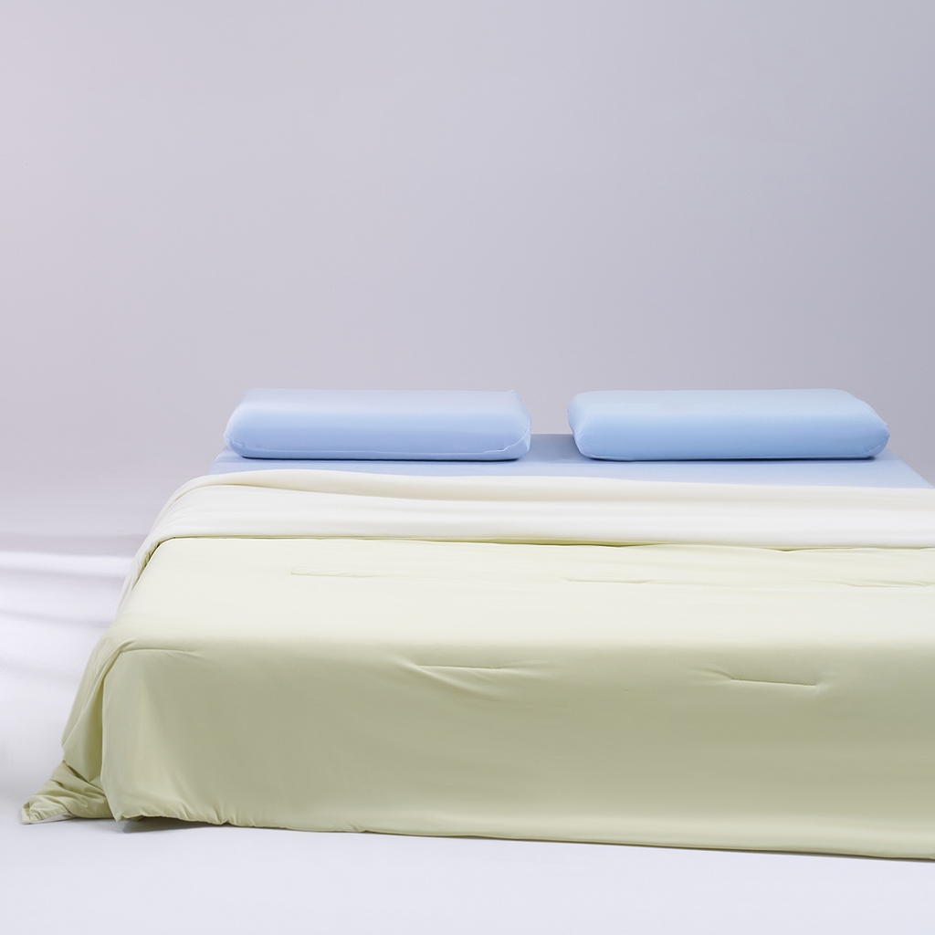 91家纺网 家纺一手货源 找家纺 花享莱 2026新款亚朵酒店同款被深睡双感凉感被夏被夏凉被空调被控温被pro3.0 竹青黄