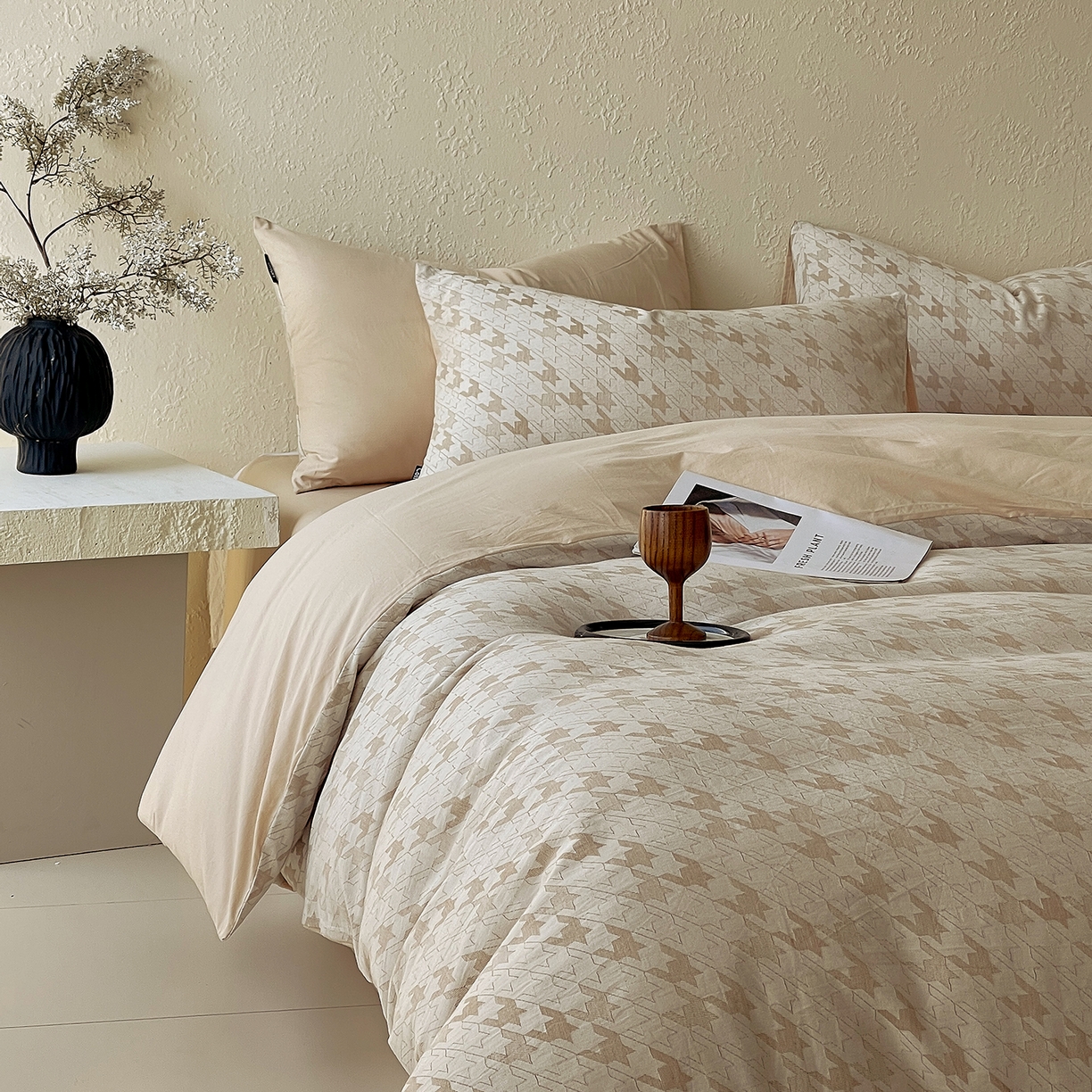 91家纺网 家纺一手货源 找家纺 小懒猪 2026新款棉麻立体提花四件套 棉麻千鸟格