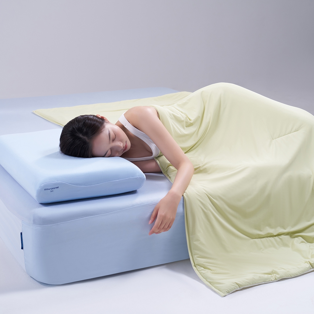 91家纺网 家纺一手货源 找家纺 花享莱 2026新款亚朵酒店同款被深睡双感凉感被夏被夏凉被空调被控温被pro3.0 竹青黄