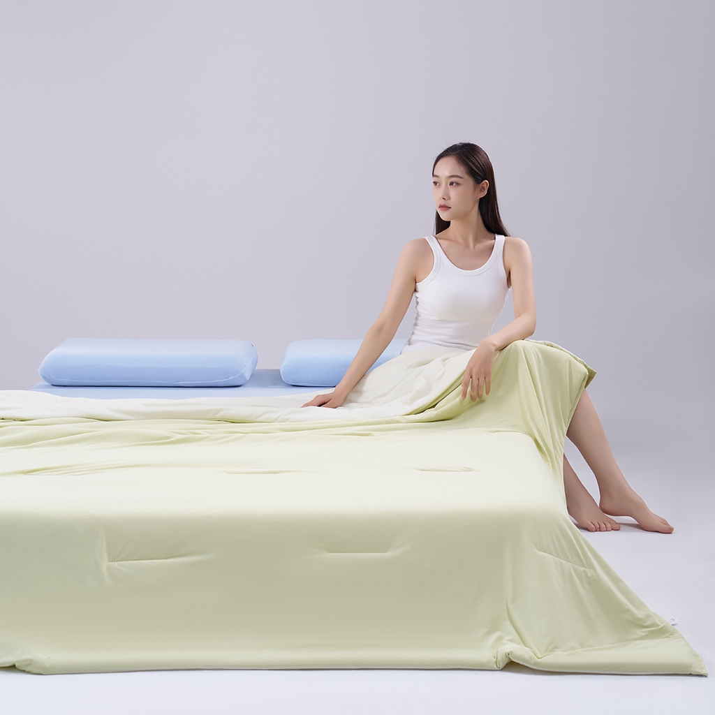 91家纺网 家纺一手货源 找家纺 花享莱 2026新款亚朵酒店同款被深睡双感凉感被夏被夏凉被空调被控温被pro3.0 竹青黄