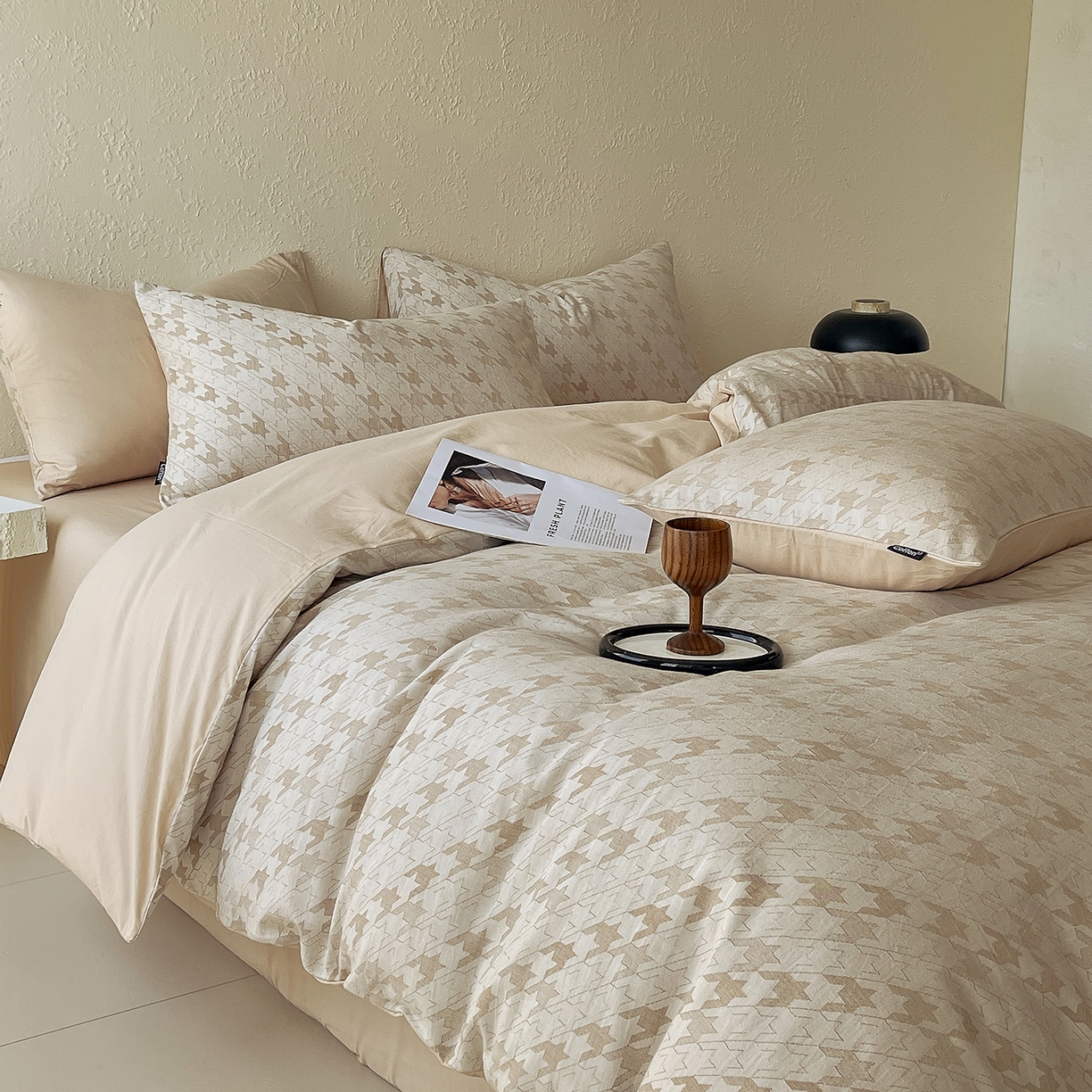 91家纺网 家纺一手货源 找家纺 小懒猪 2026新款棉麻立体提花四件套 棉麻千鸟格