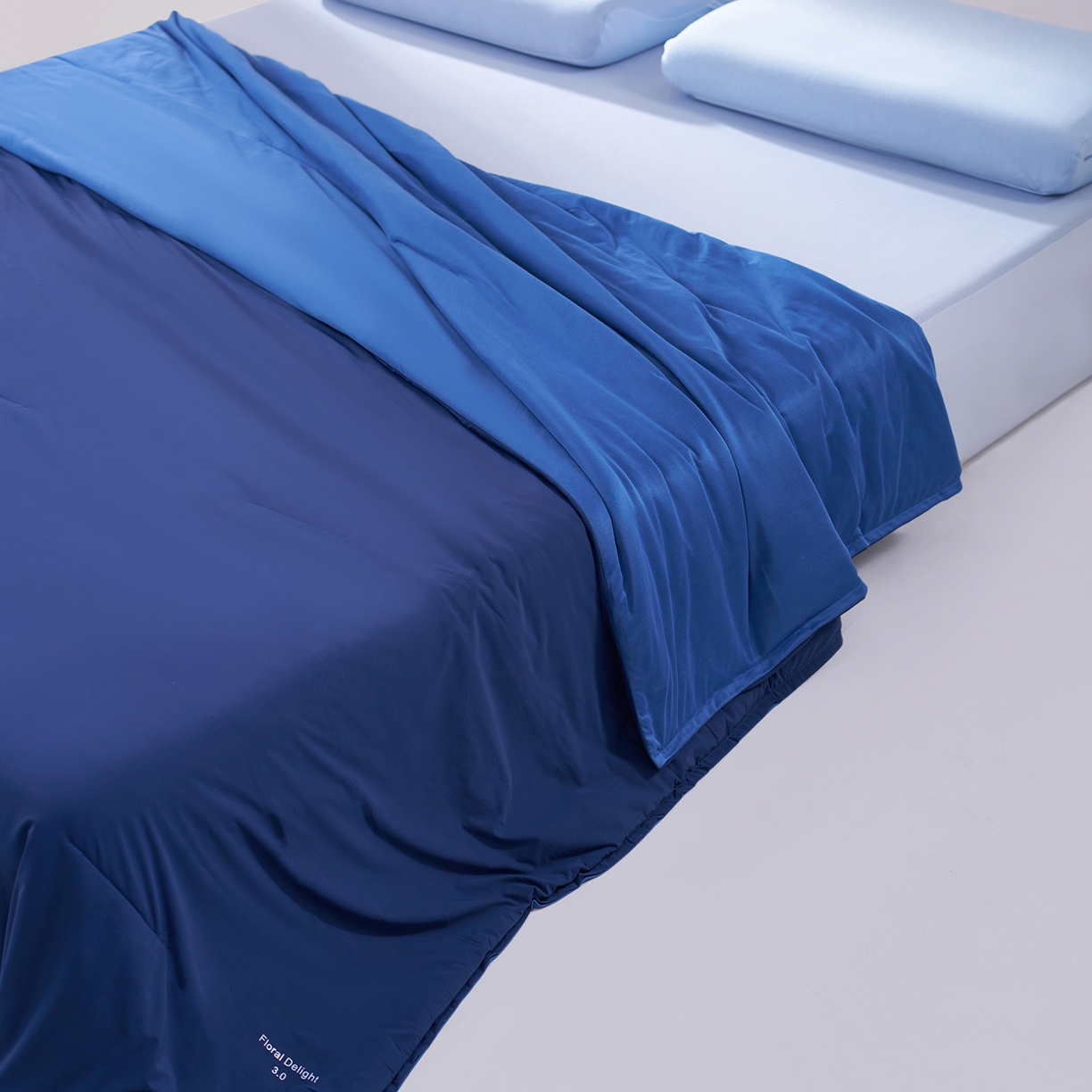 91家纺网 家纺一手货源 找家纺 花享莱 2026新款高品质亚朵酒店同款夏季双感深睡被夏被夏凉被空调被pro3.0 深睡蓝