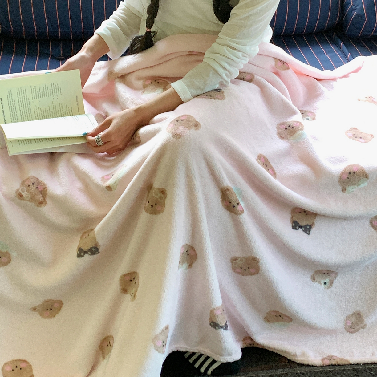 91家纺网 家纺一手货源 找家纺 桃喜 2026新款330g双面印花牛奶绒毛毯毯子 小熊奶盖