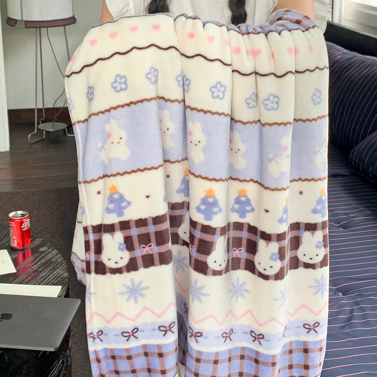 91家纺网 家纺一手货源 找家纺 桃喜 2026新款330g双面印花牛奶绒毛毯毯子 费尔岛小兔