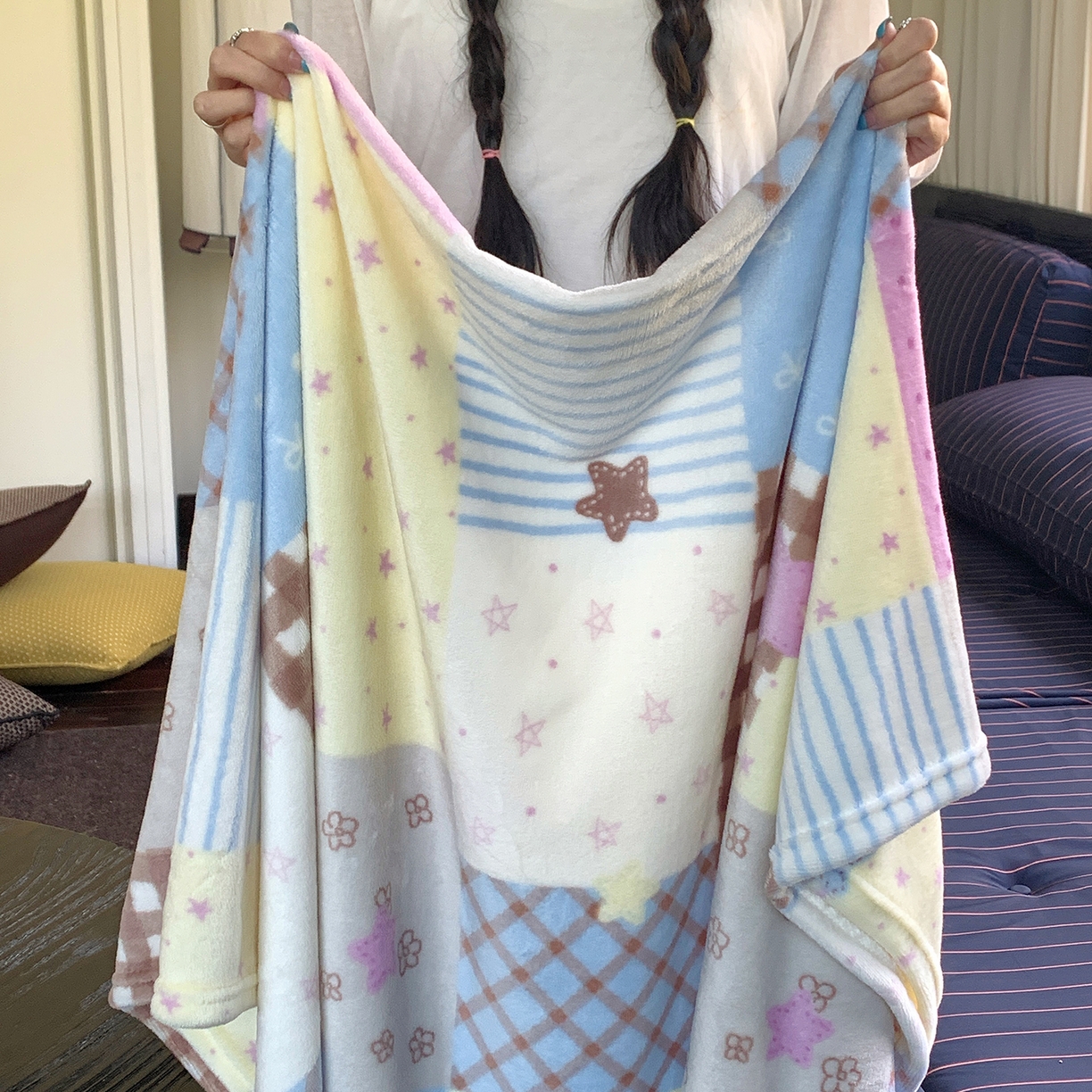 91家纺网 家纺一手货源 找家纺 桃喜 2026新款330g双面印花牛奶绒毛毯毯子 软糖拼布星星