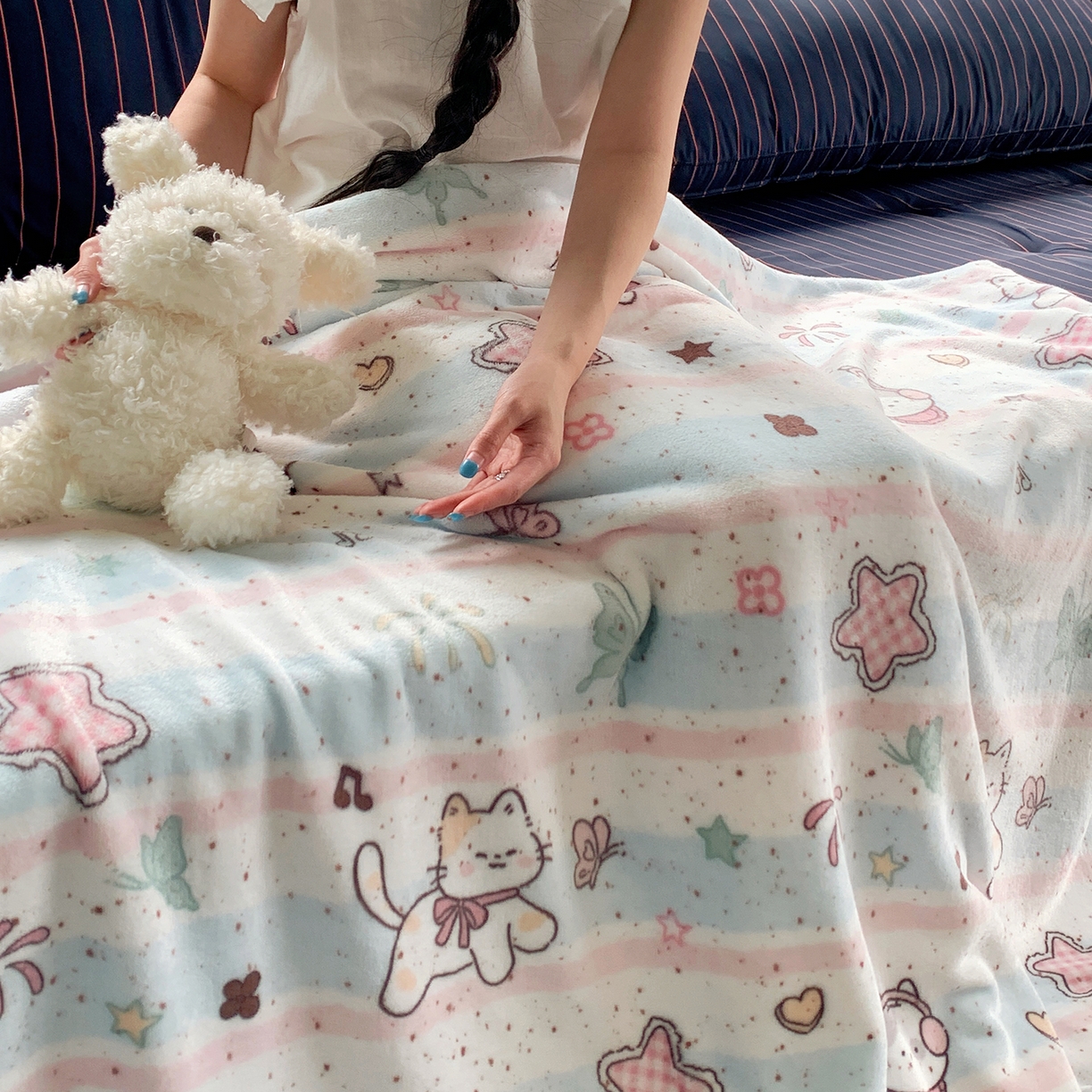 91家纺网 家纺一手货源 找家纺 桃喜 2026新款330g双面印花牛奶绒毛毯毯子 马卡龙猫咪