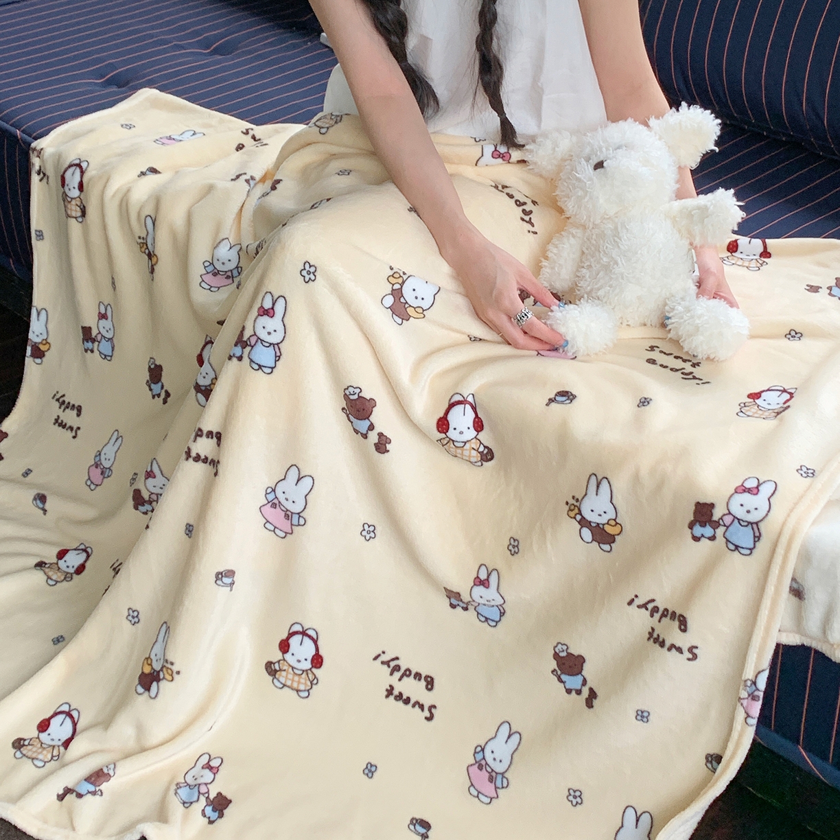 91家纺网 家纺一手货源 找家纺 桃喜 2026新款330g双面印花牛奶绒毛毯毯子 奶黄元气兔兔