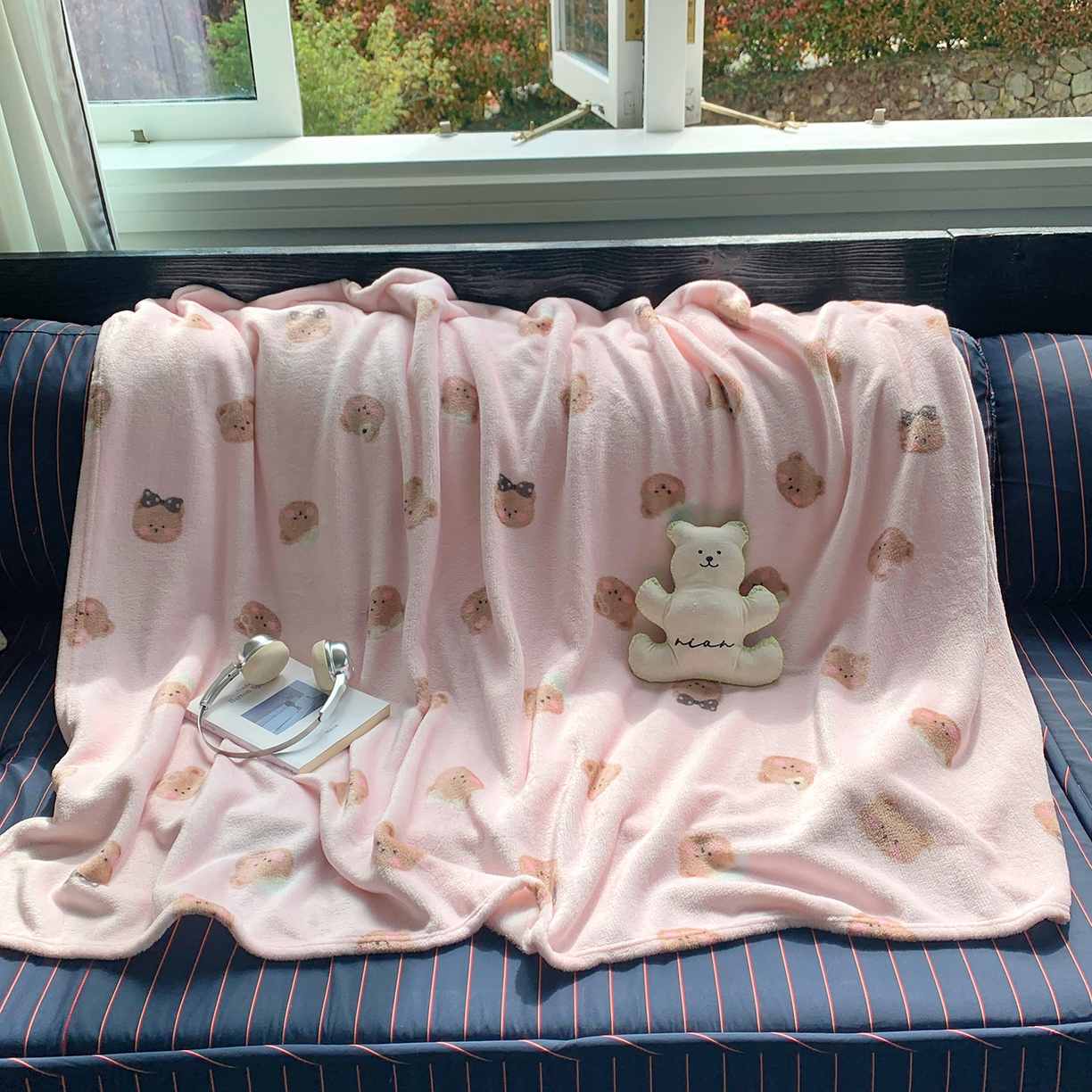 91家纺网 家纺一手货源 找家纺 桃喜 2026新款330g双面印花牛奶绒毛毯毯子 小熊奶盖