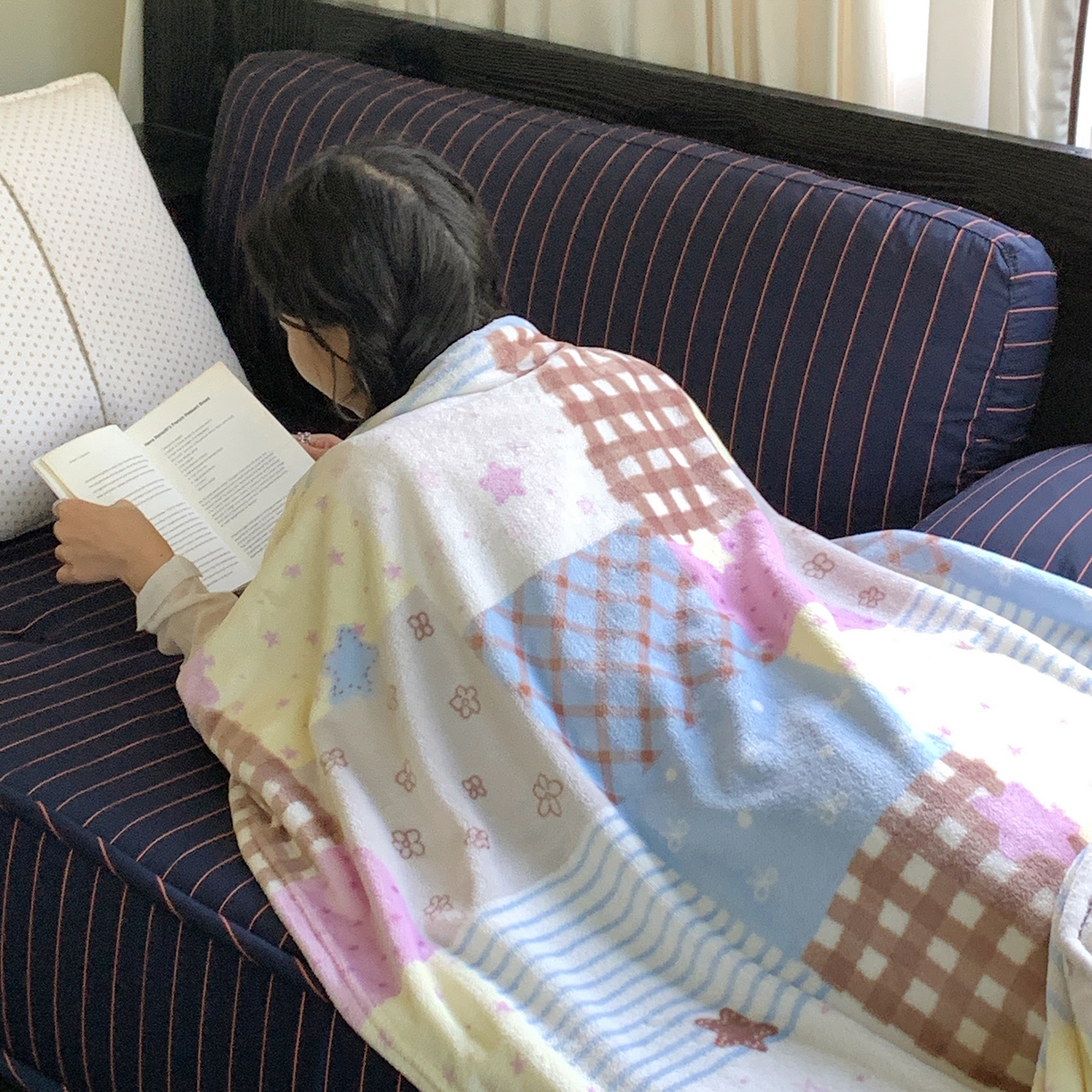 91家纺网 家纺一手货源 找家纺 桃喜 2026新款330g双面印花牛奶绒毛毯毯子 软糖拼布星星